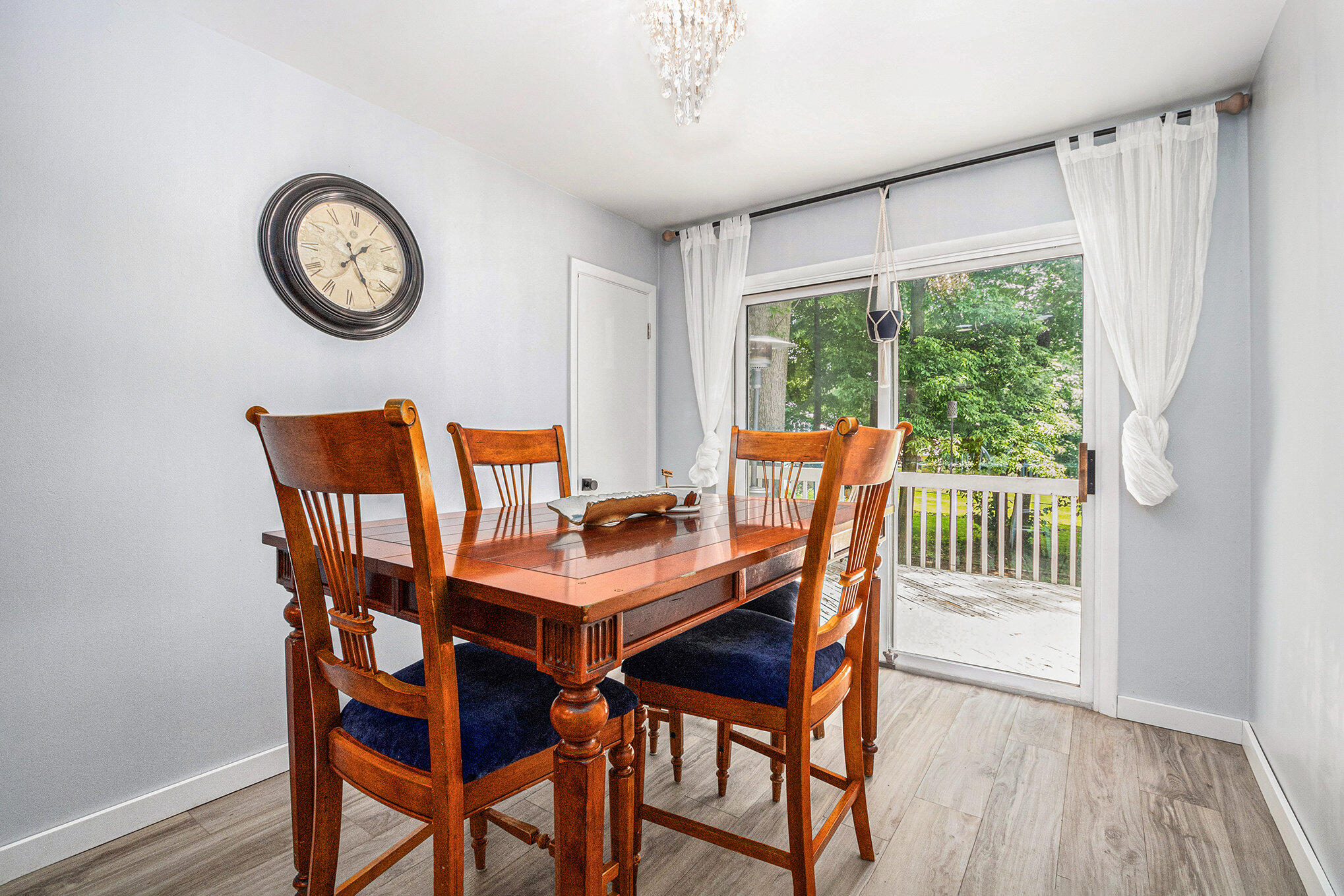 22492 Park Shore Drive