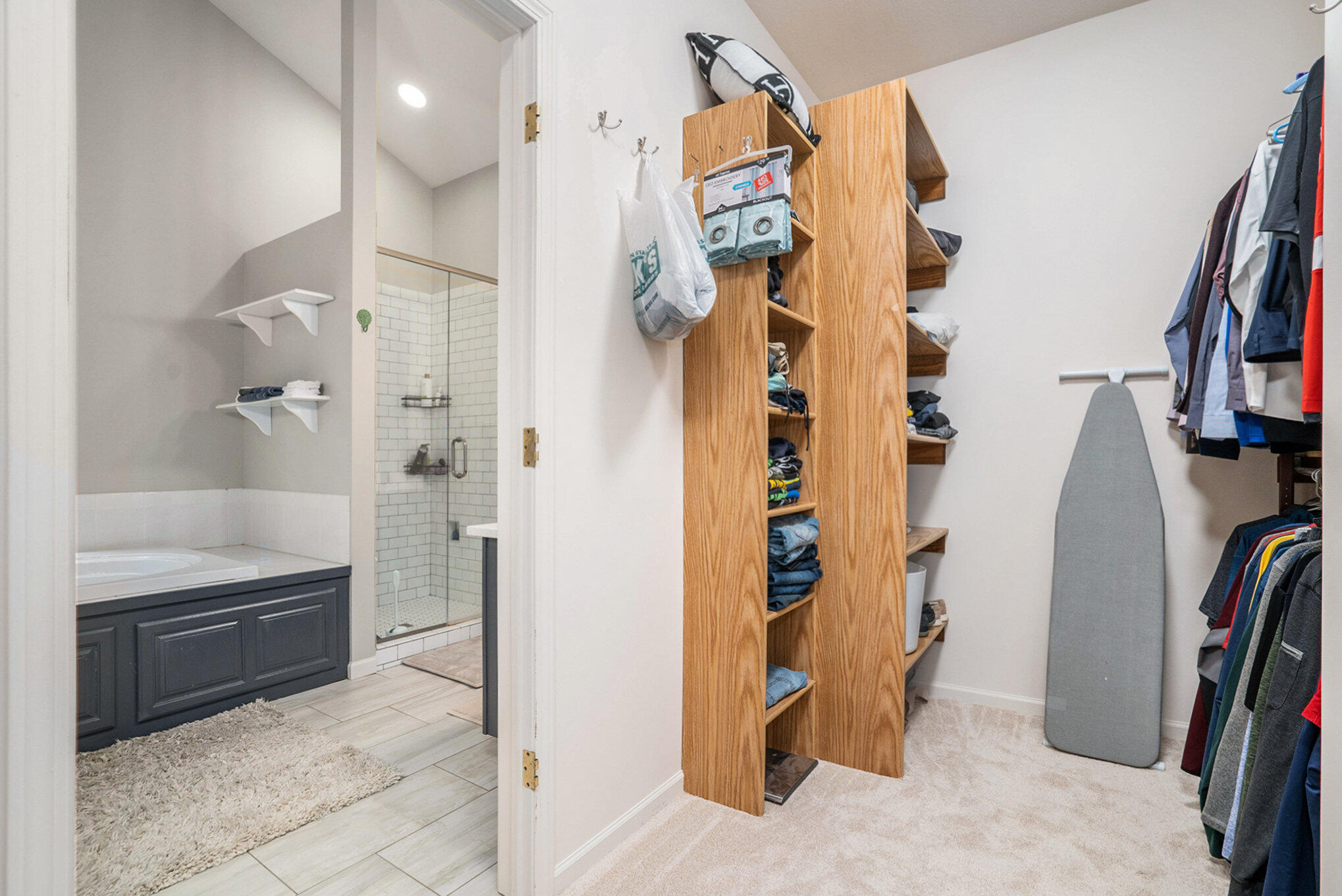 6390 Shugarbush Trail