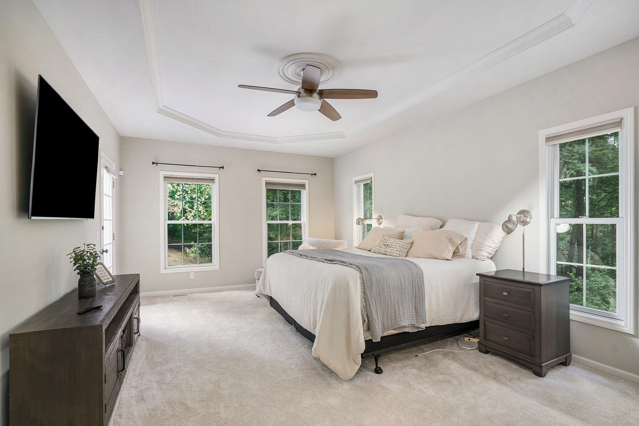 6390 Shugarbush Trail