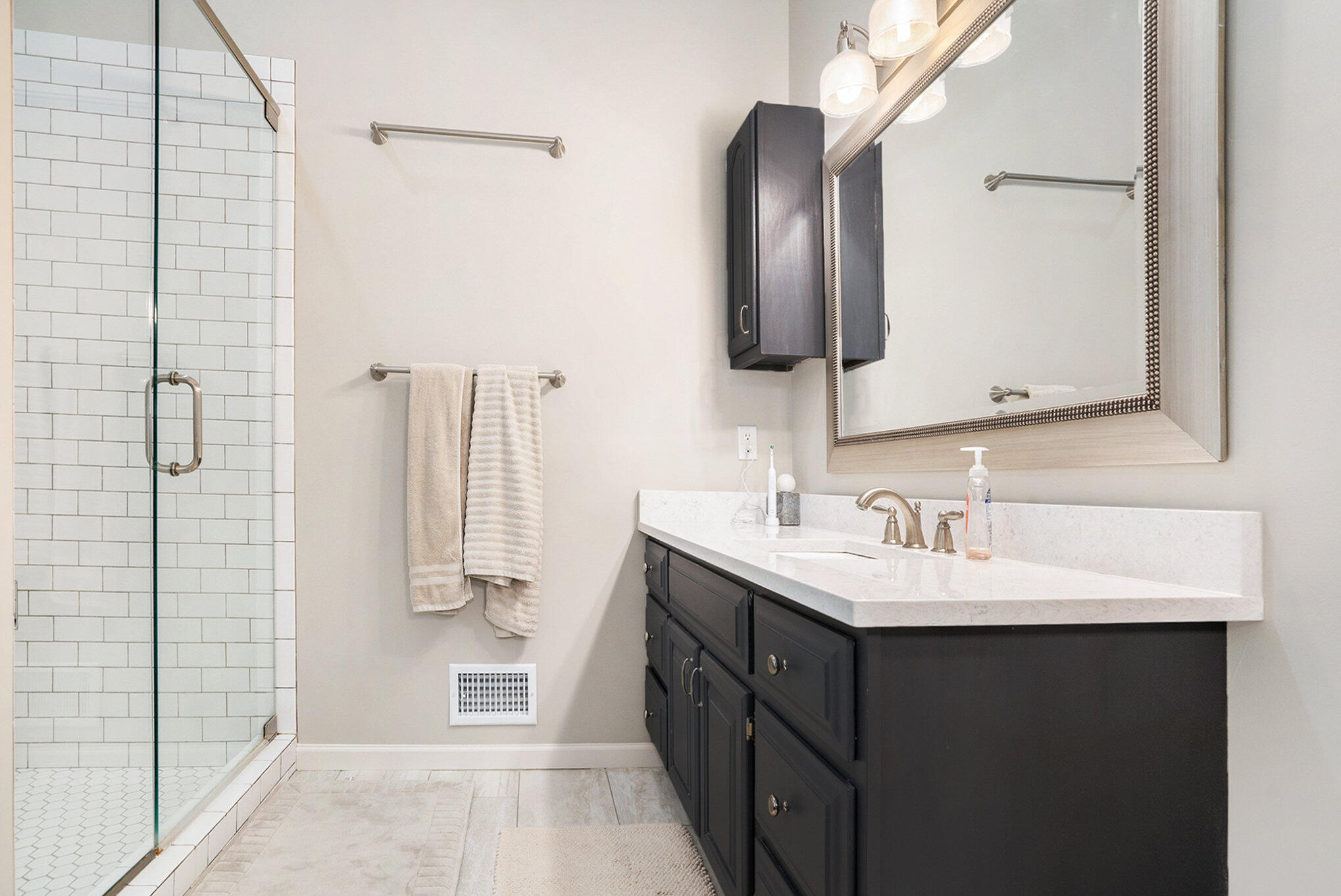 6390 Shugarbush Trail