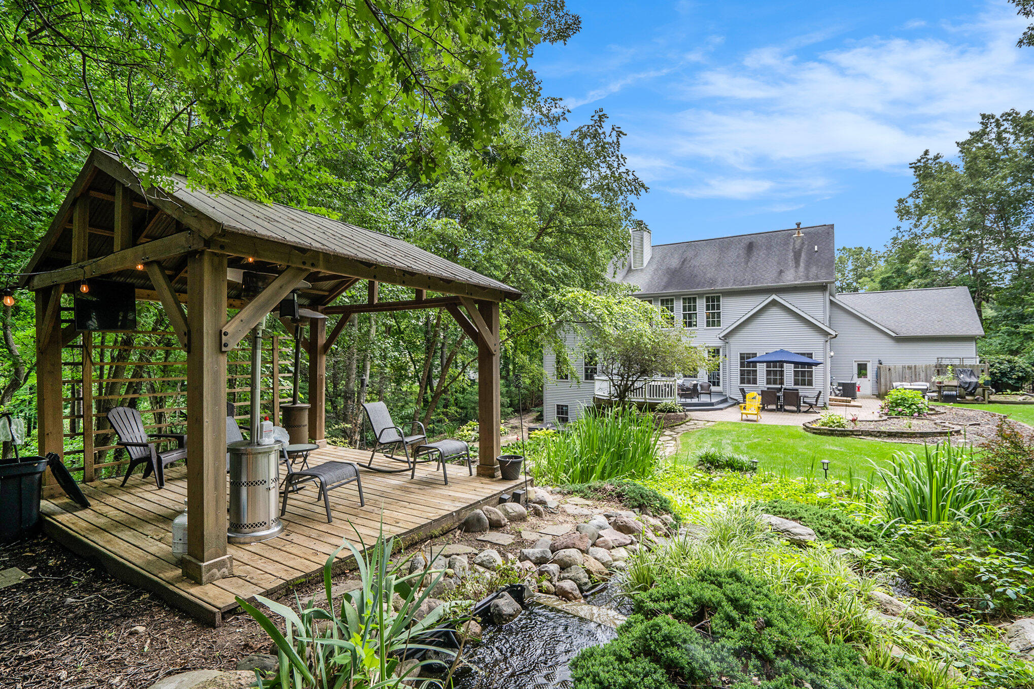 6390 Shugarbush Trail