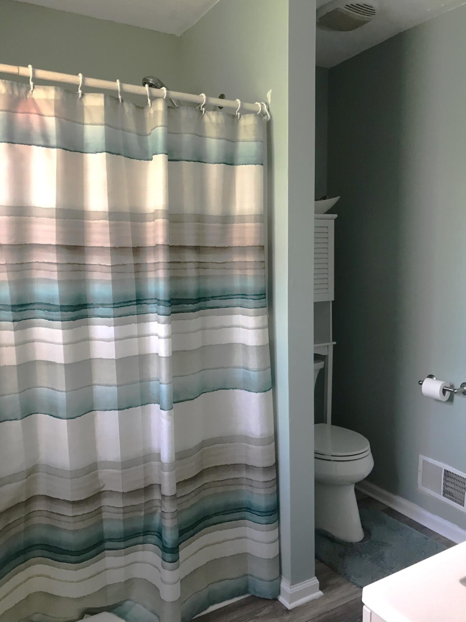 5883 Thistlewood Avenue