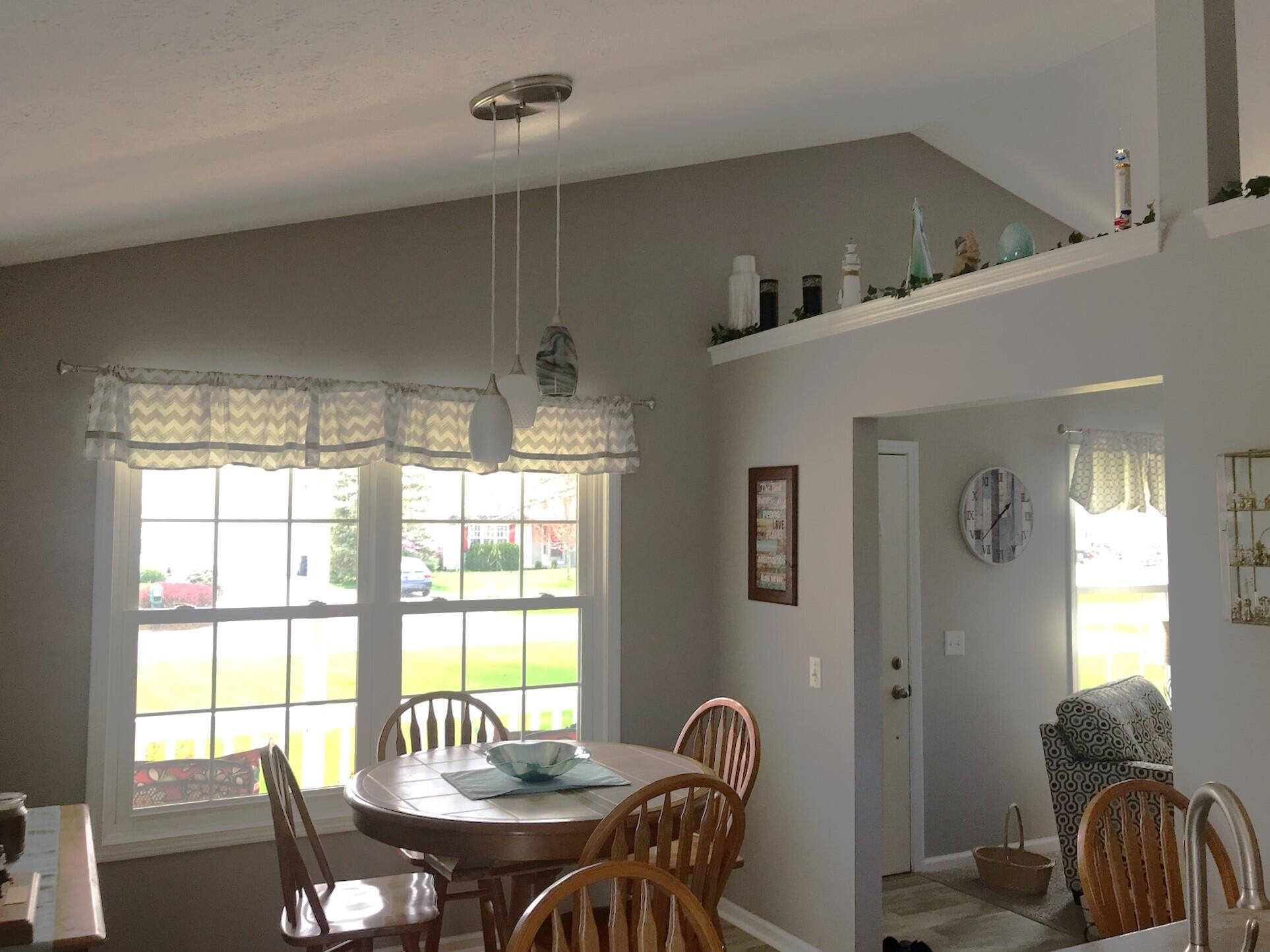 5883 Thistlewood Avenue