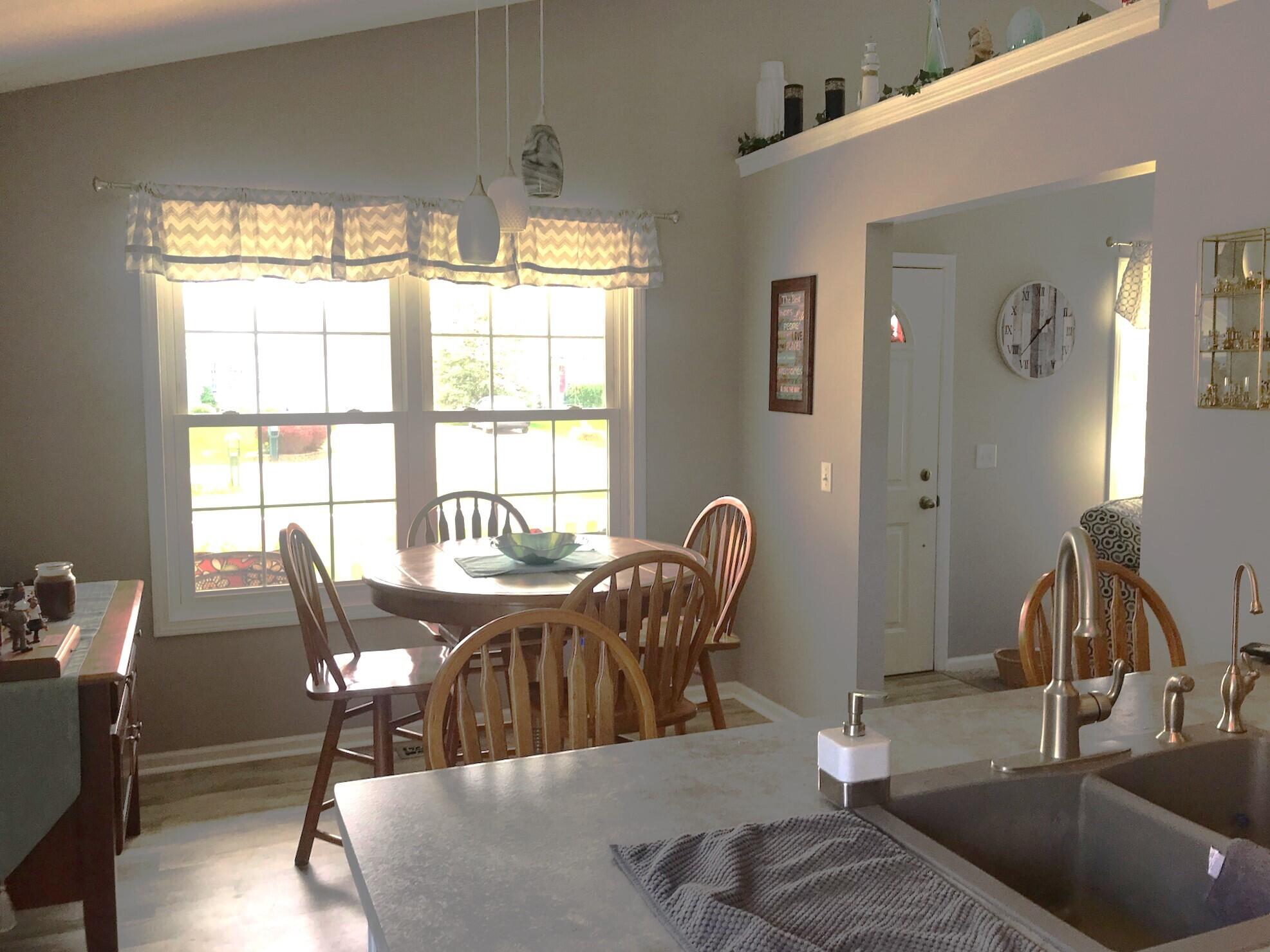 5883 Thistlewood Avenue