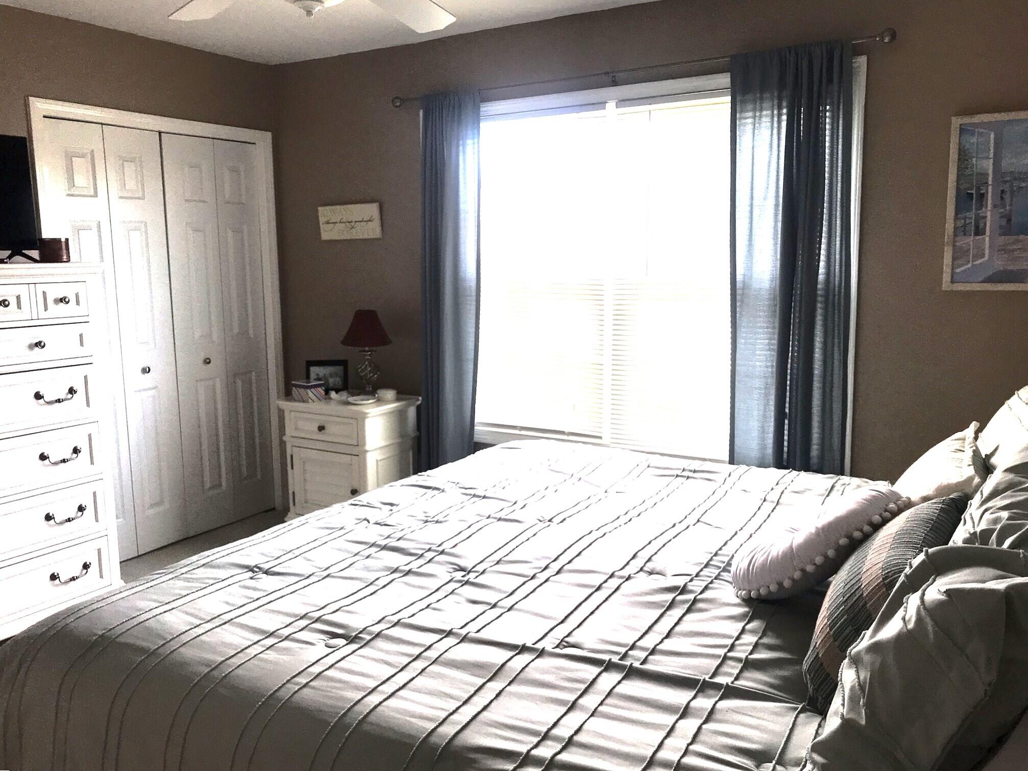 5883 Thistlewood Avenue