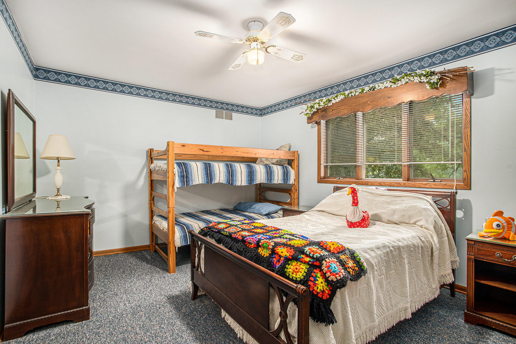 28756 Cedarama Drive