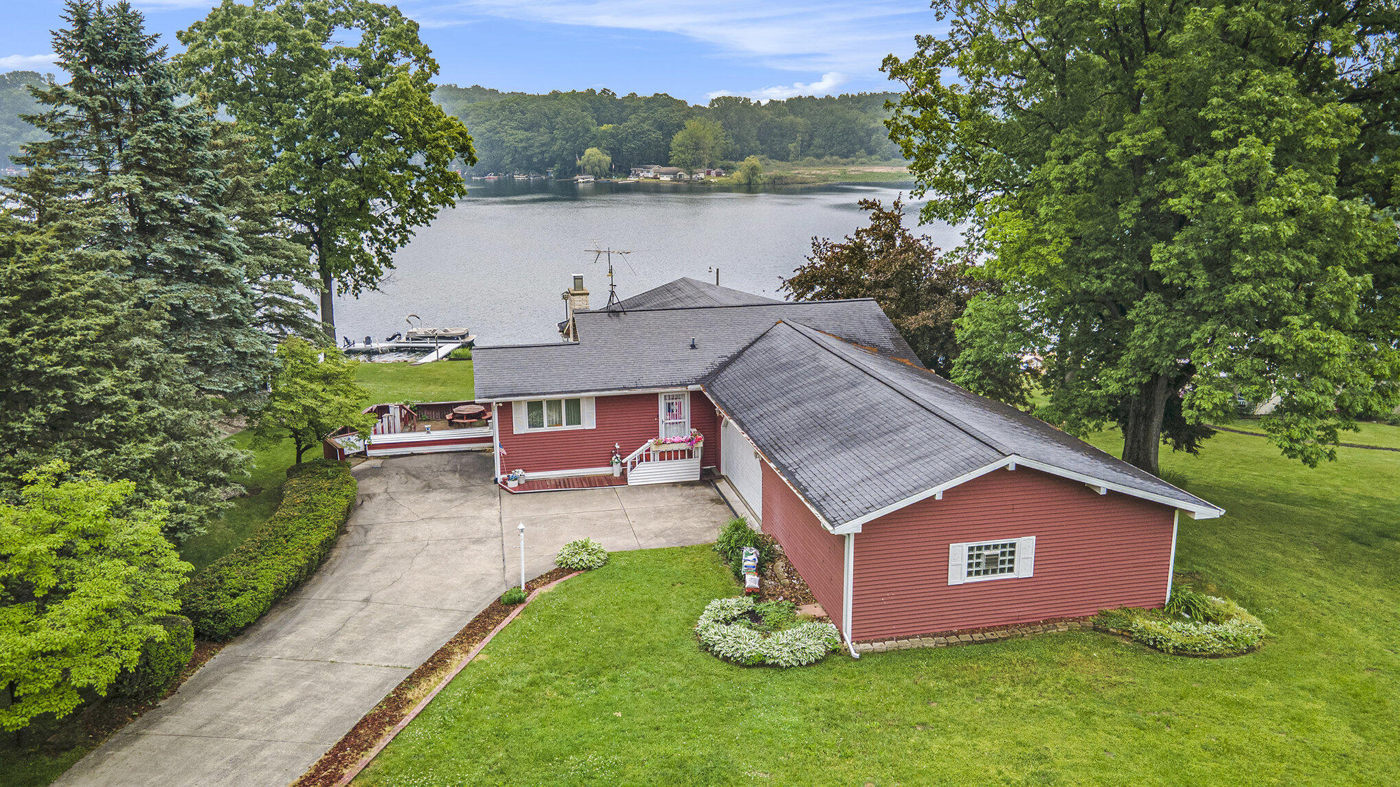 28756 Cedarama Drive