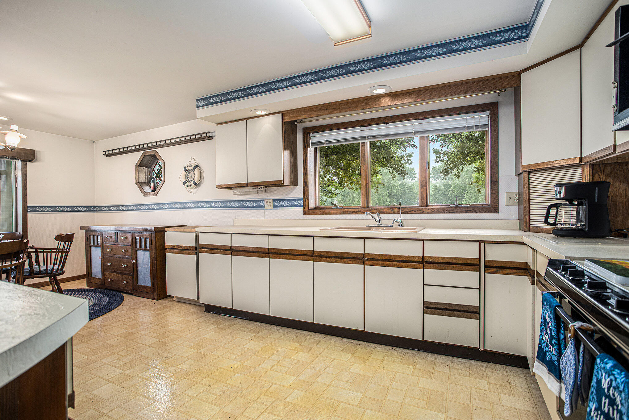 28756 Cedarama Drive