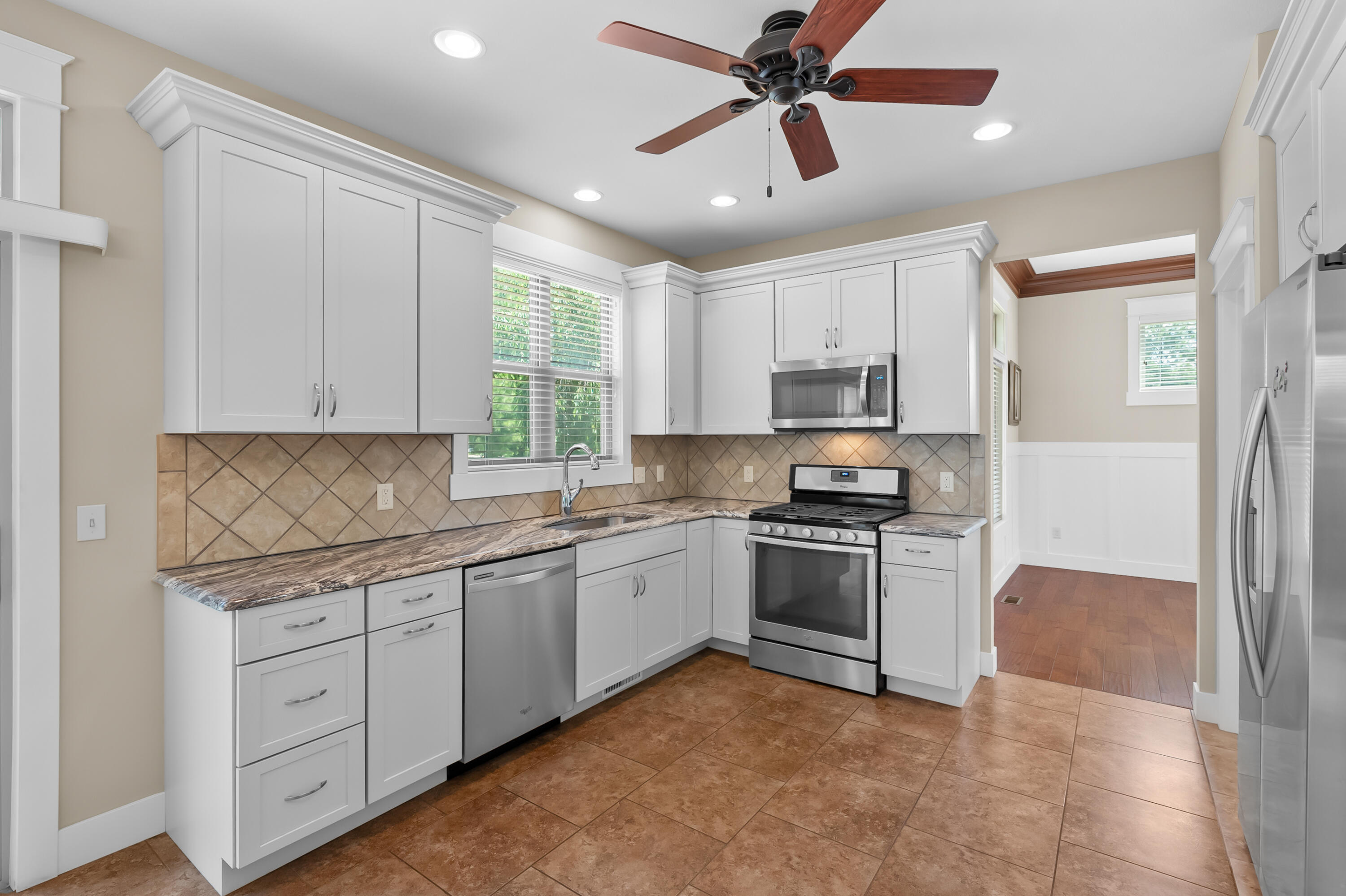 5464 Cypress Bay Drive