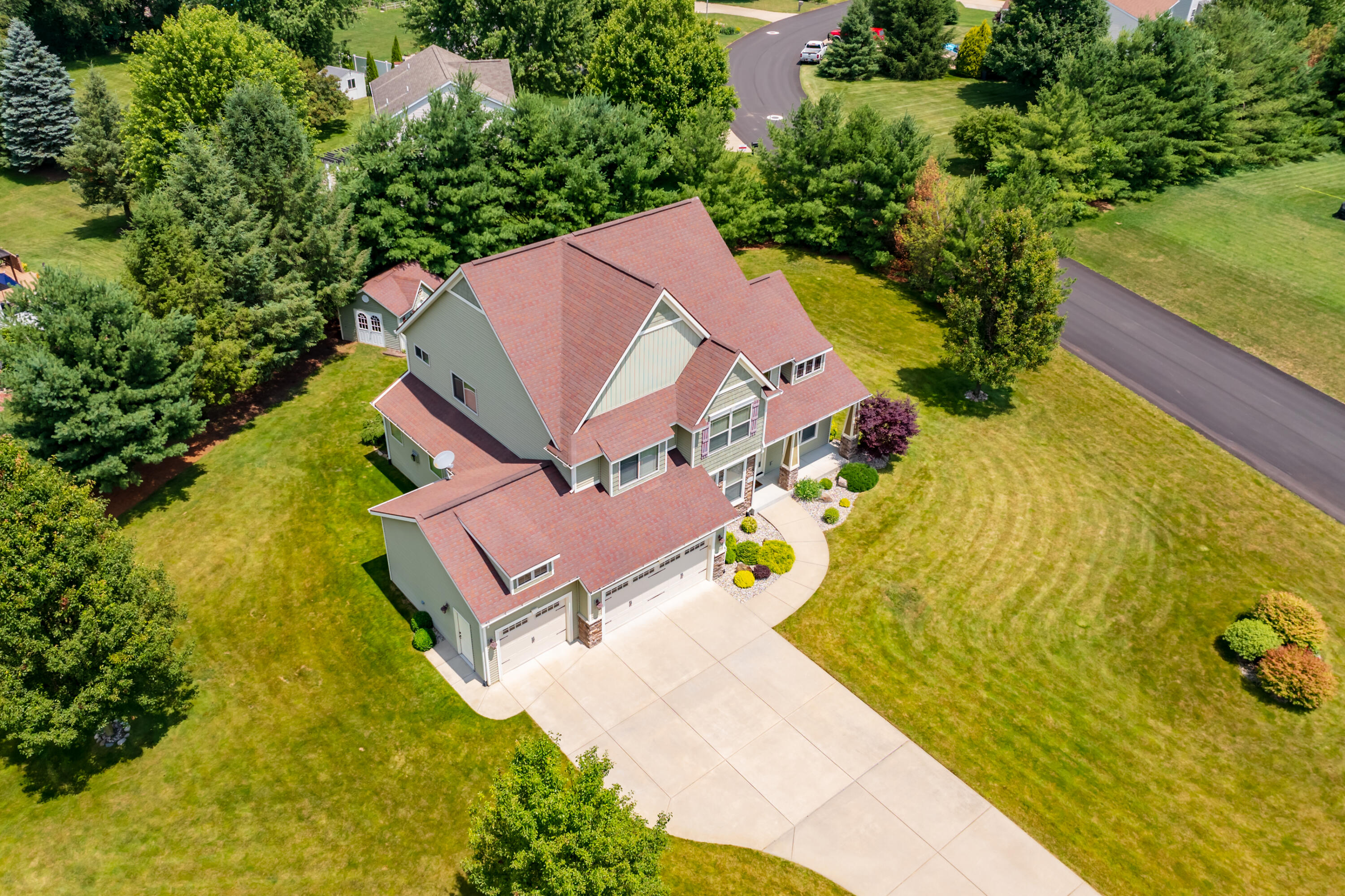 5464 Cypress Bay Drive