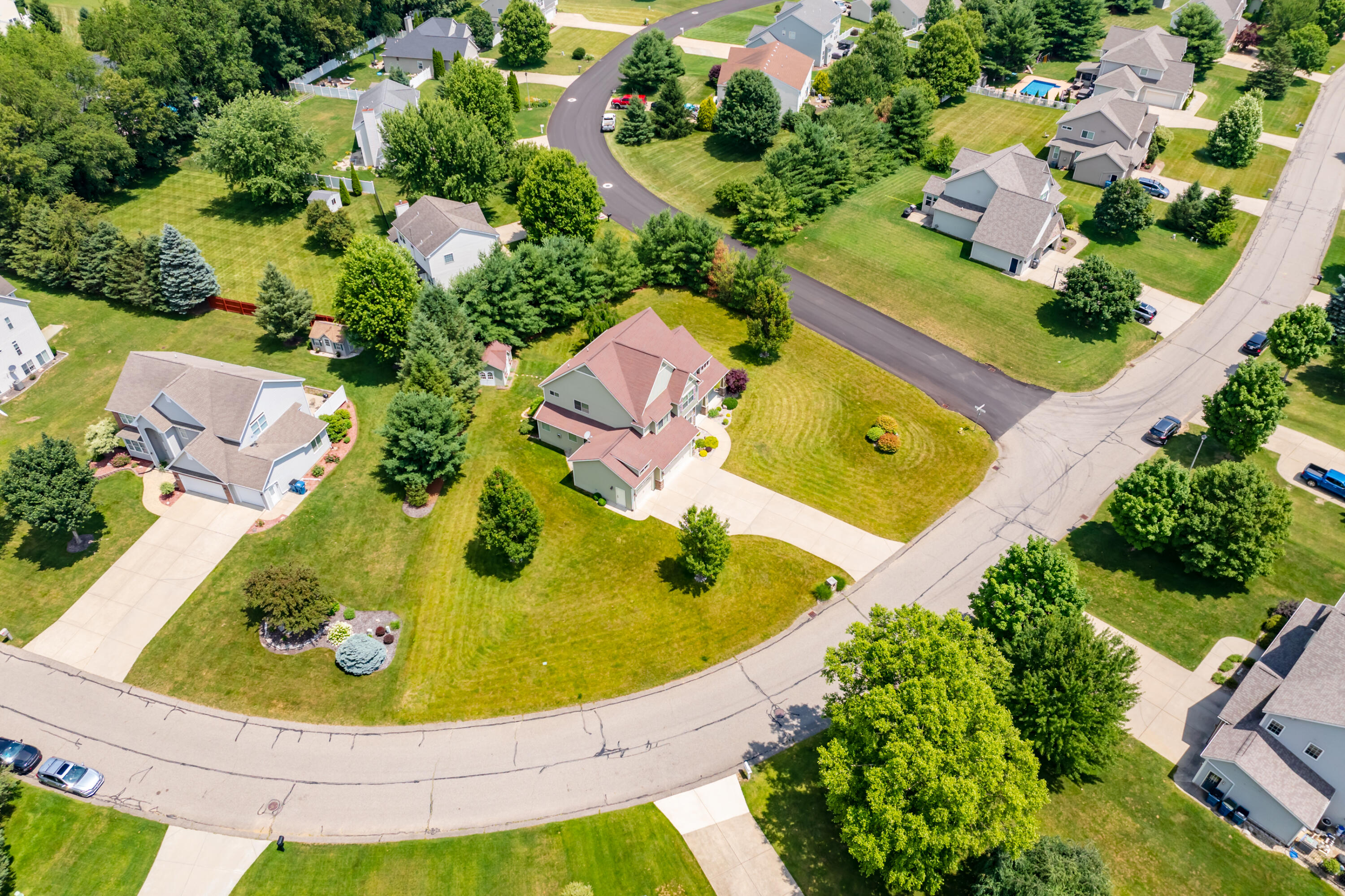 5464 Cypress Bay Drive