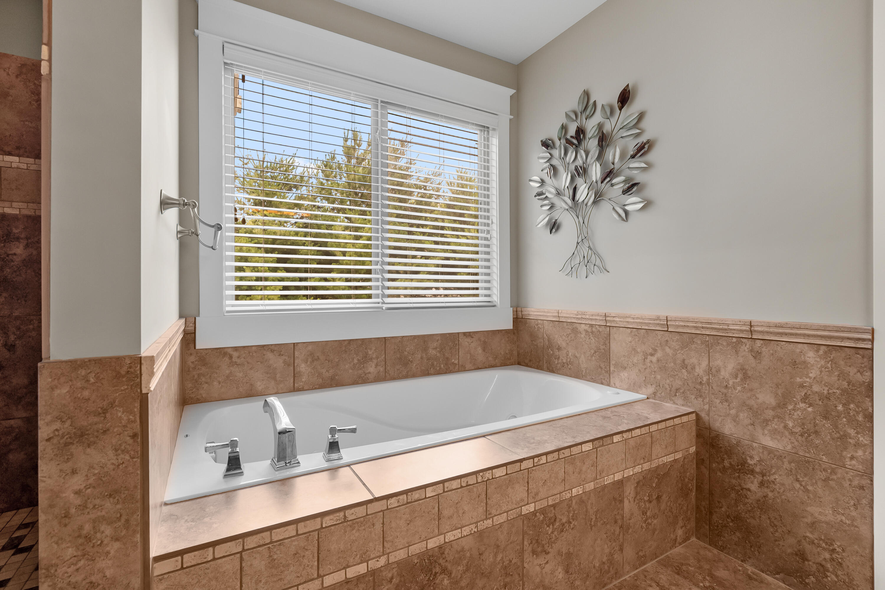 5464 Cypress Bay Drive