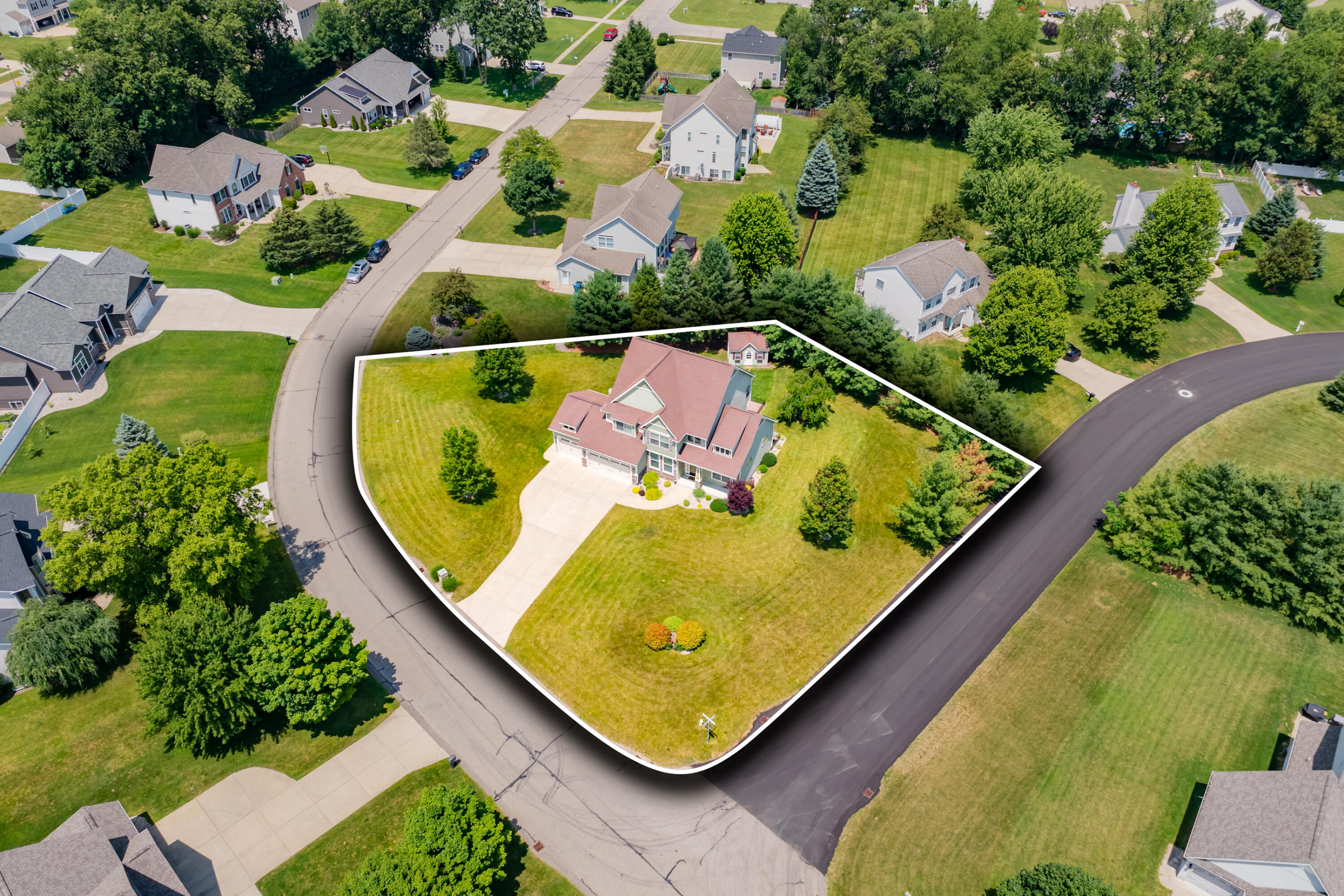 5464 Cypress Bay Drive