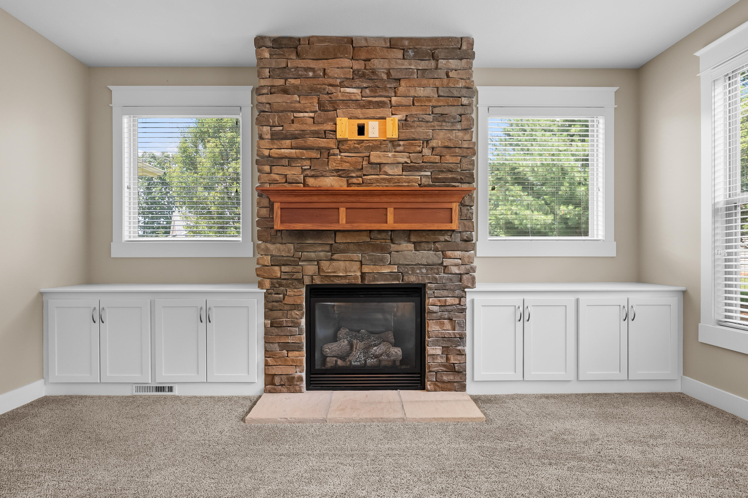 5464 Cypress Bay Drive