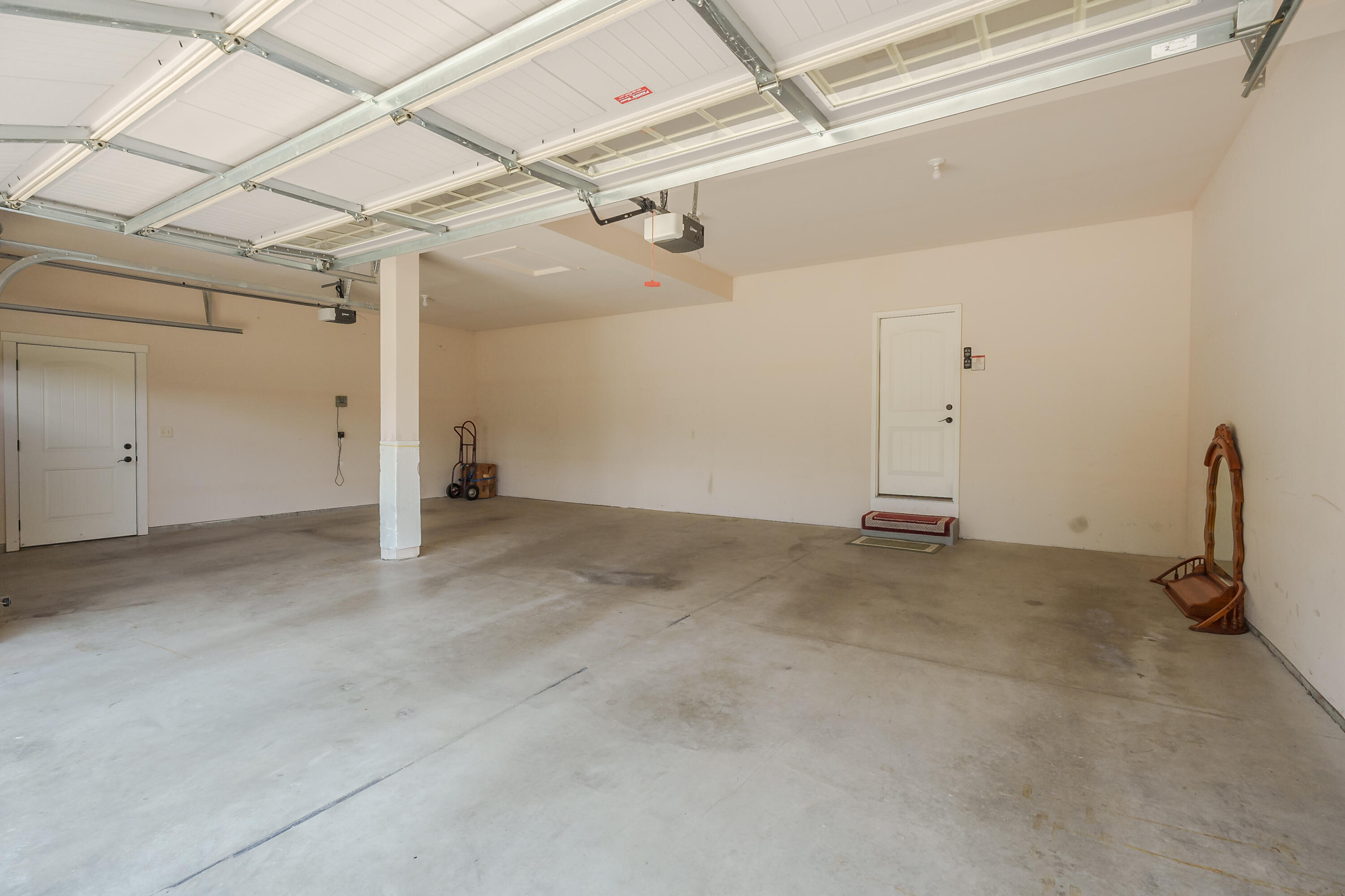 5464 Cypress Bay Drive