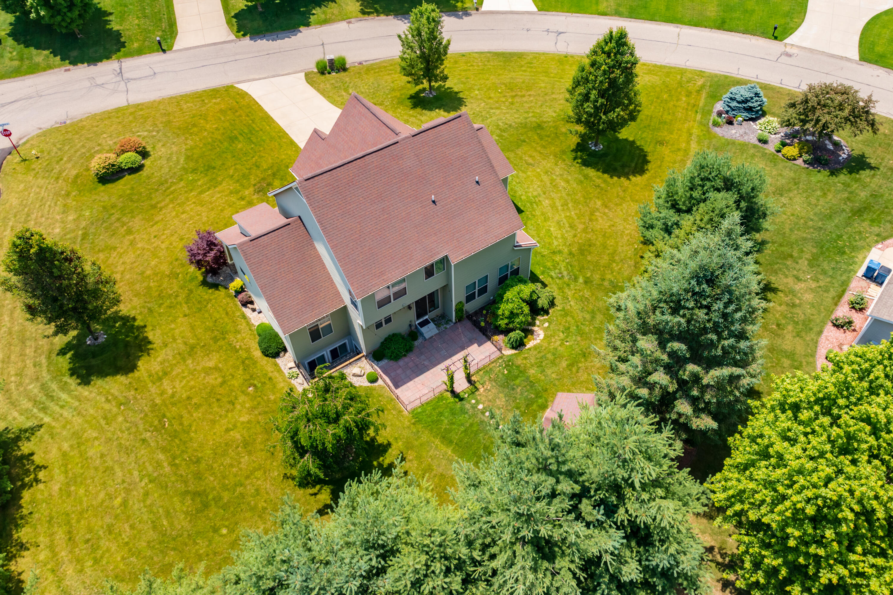 5464 Cypress Bay Drive