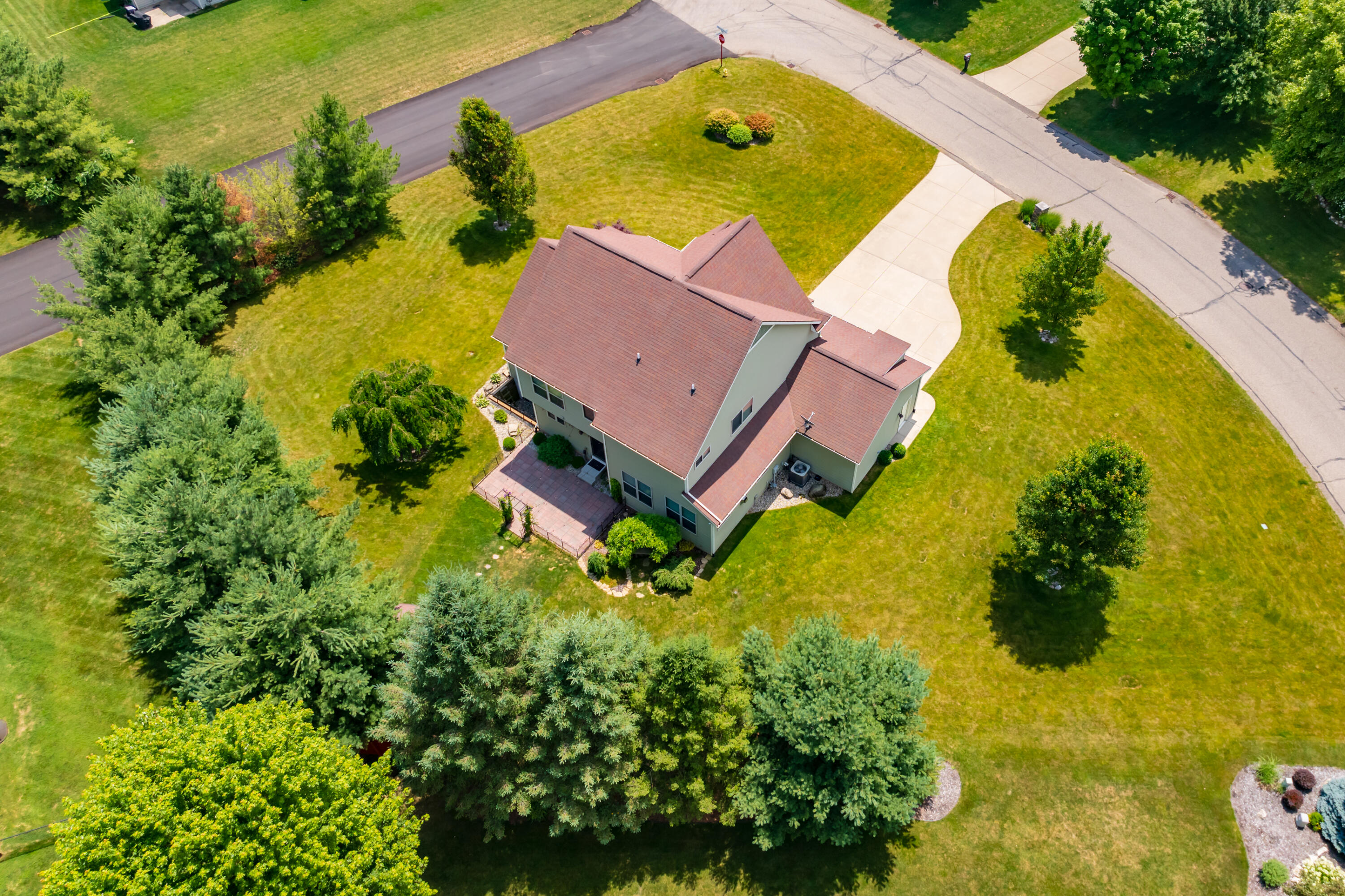 5464 Cypress Bay Drive