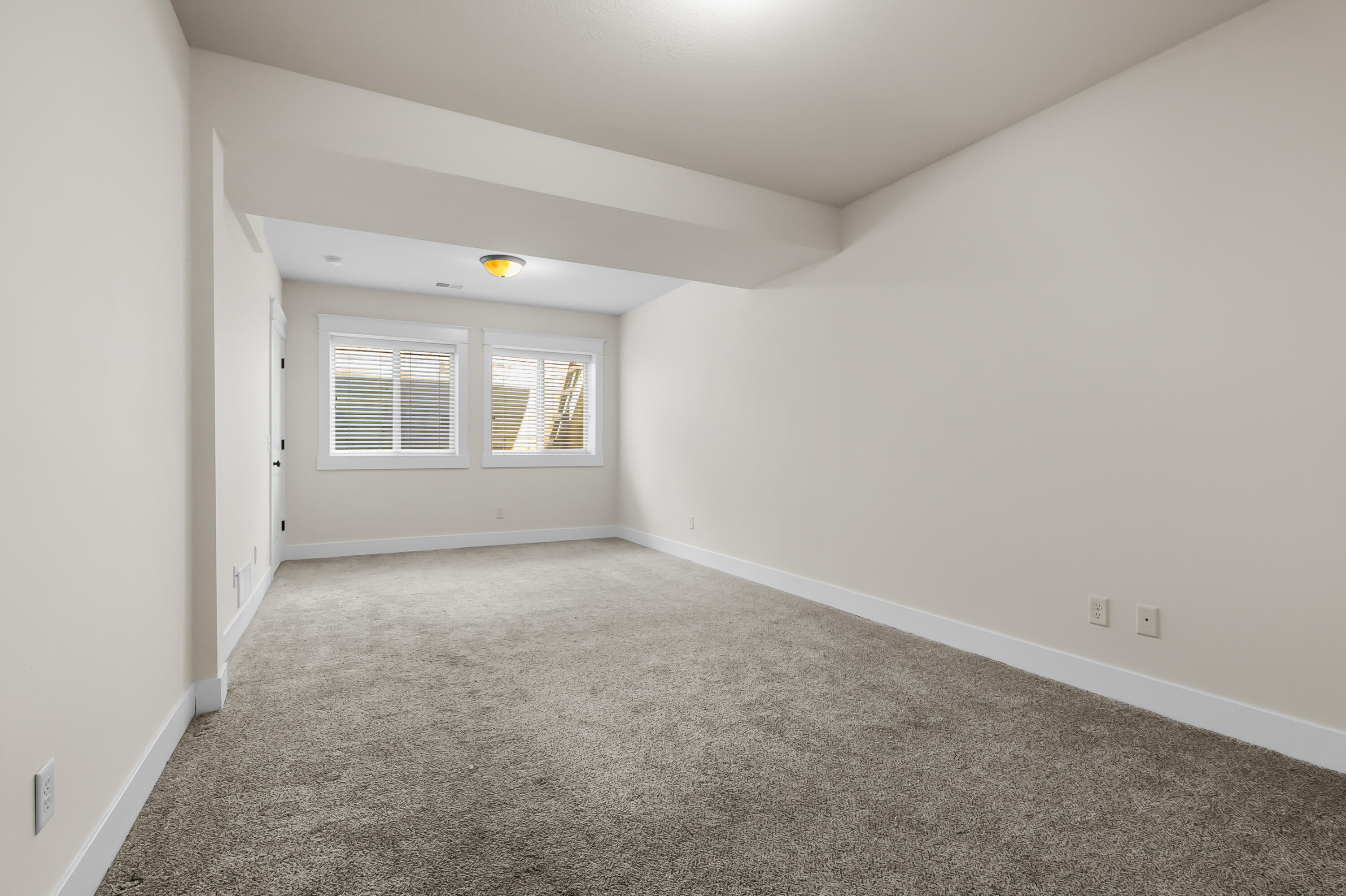 5464 Cypress Bay Drive