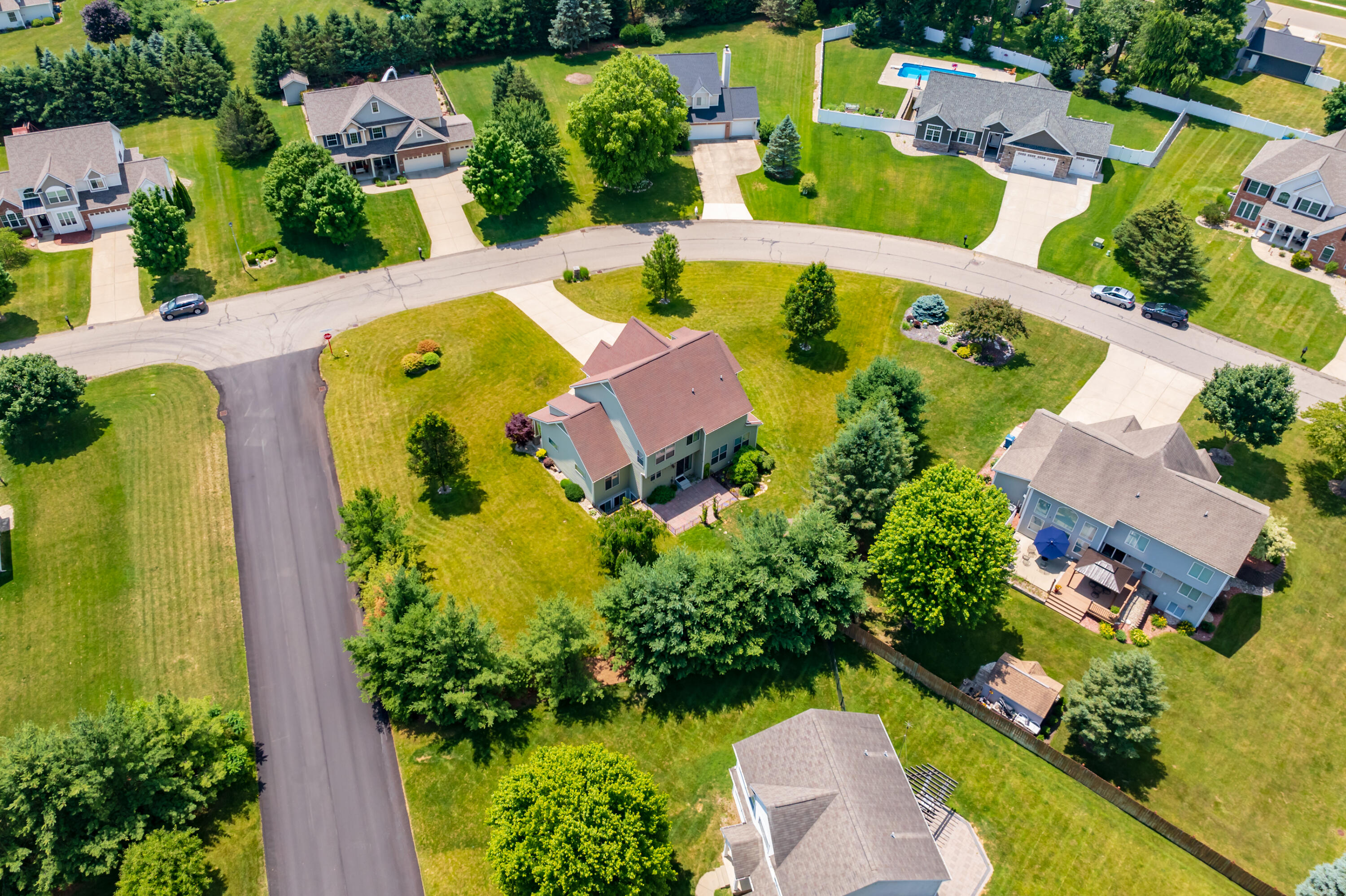 5464 Cypress Bay Drive