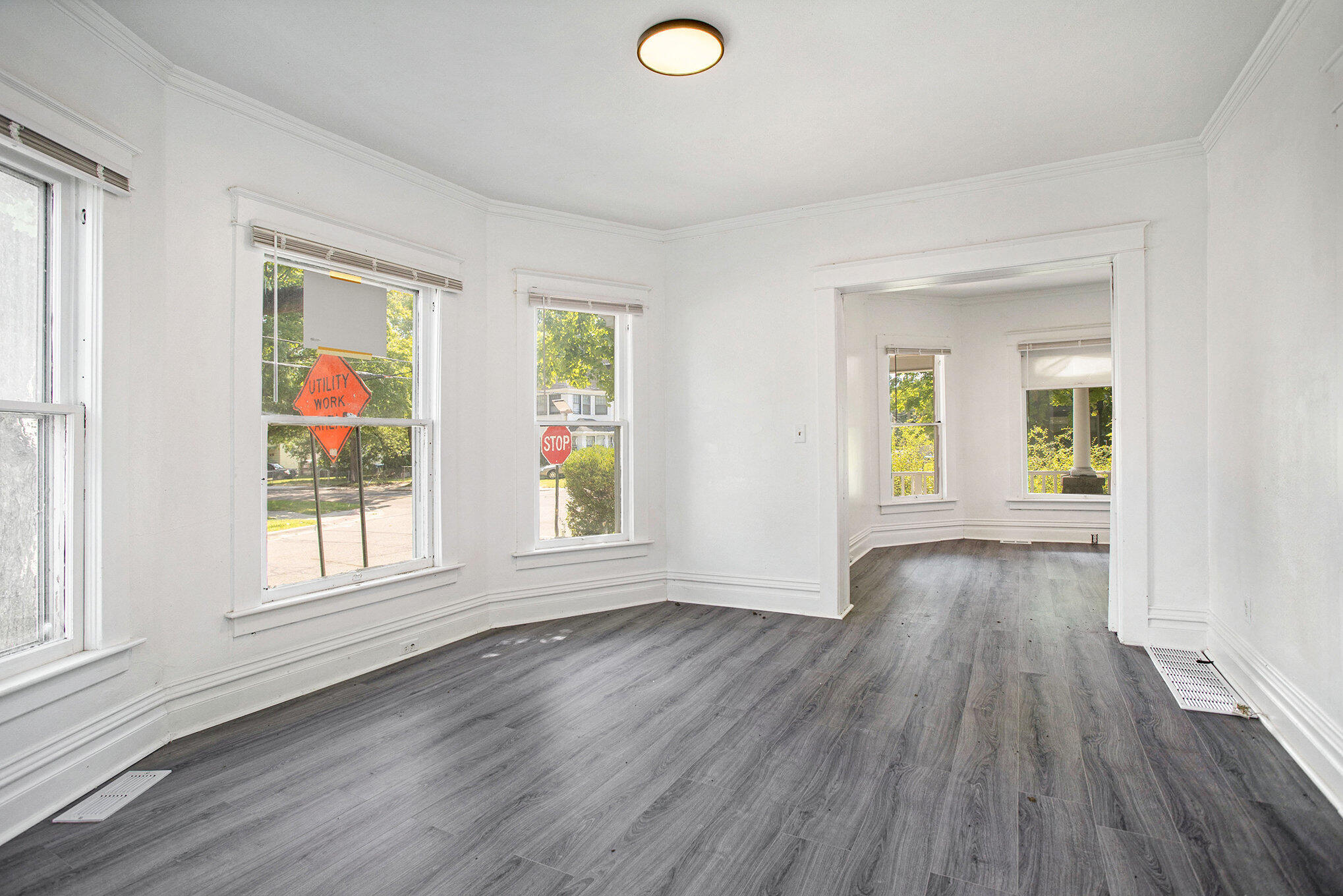 923 Stockbridge Avenue