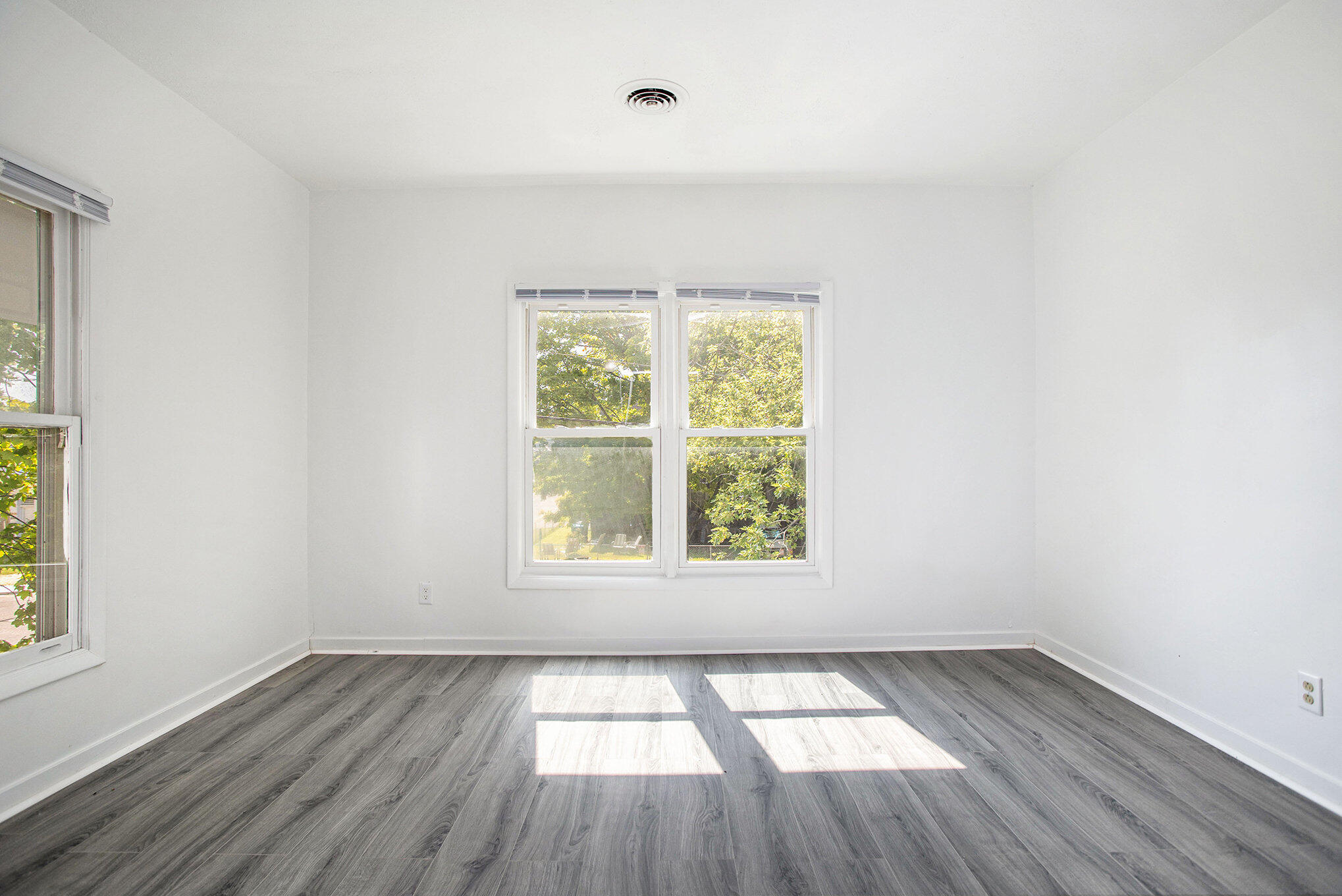 923 Stockbridge Avenue