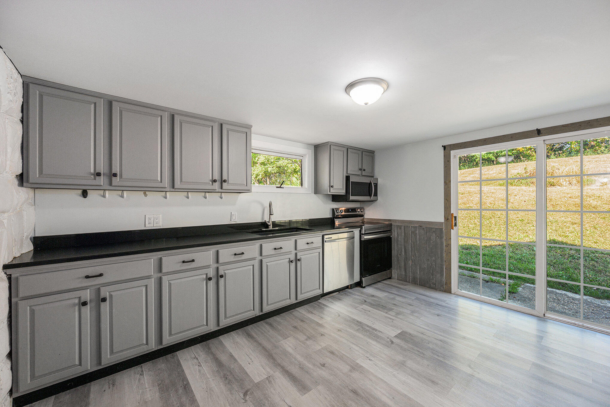 175 Peterson Dr Drive