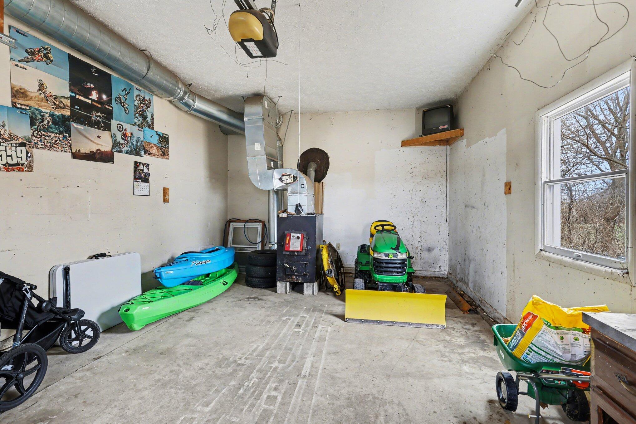 677 E Vermontville Highway