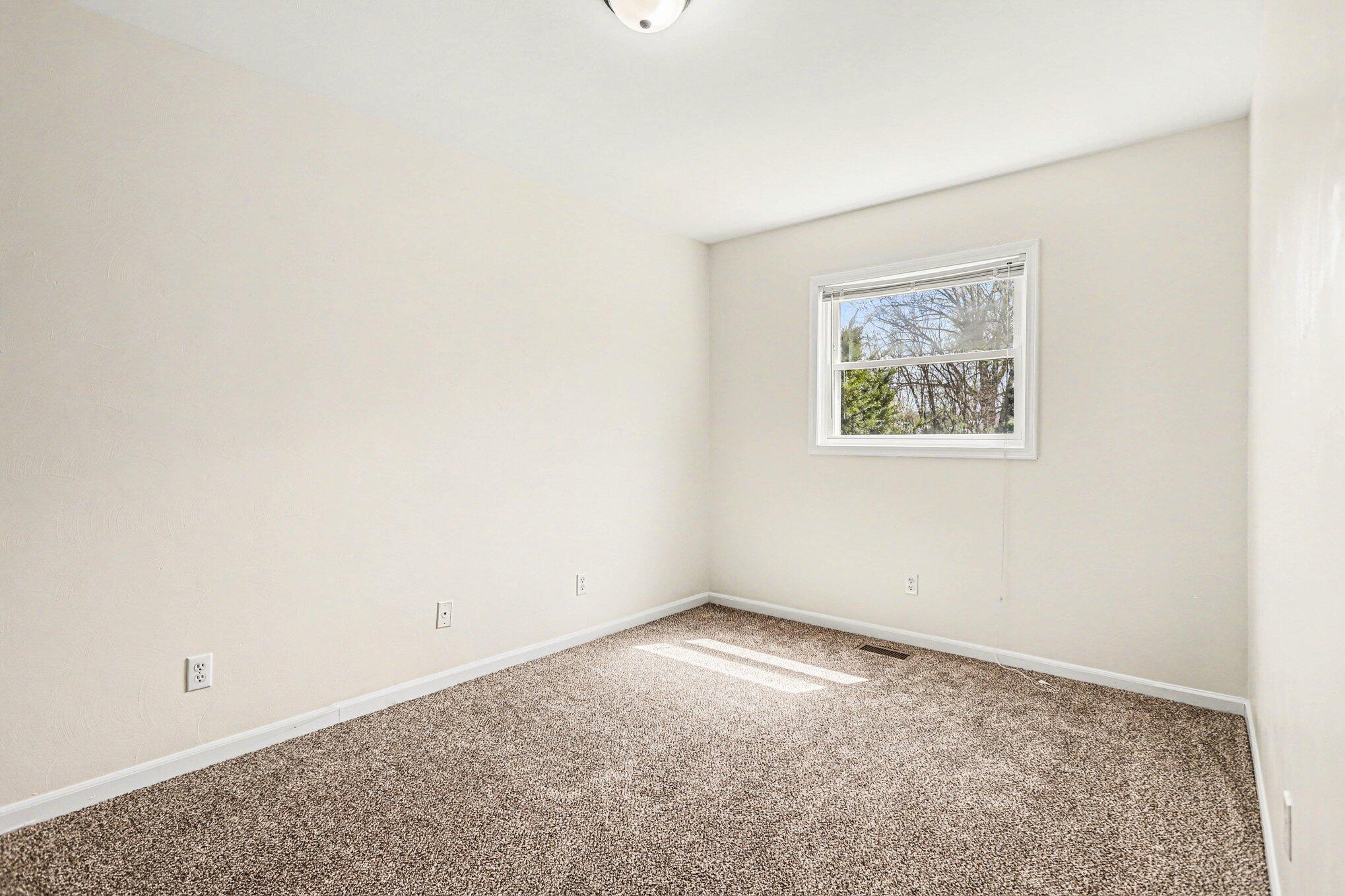 8131-8133 Ravine Road