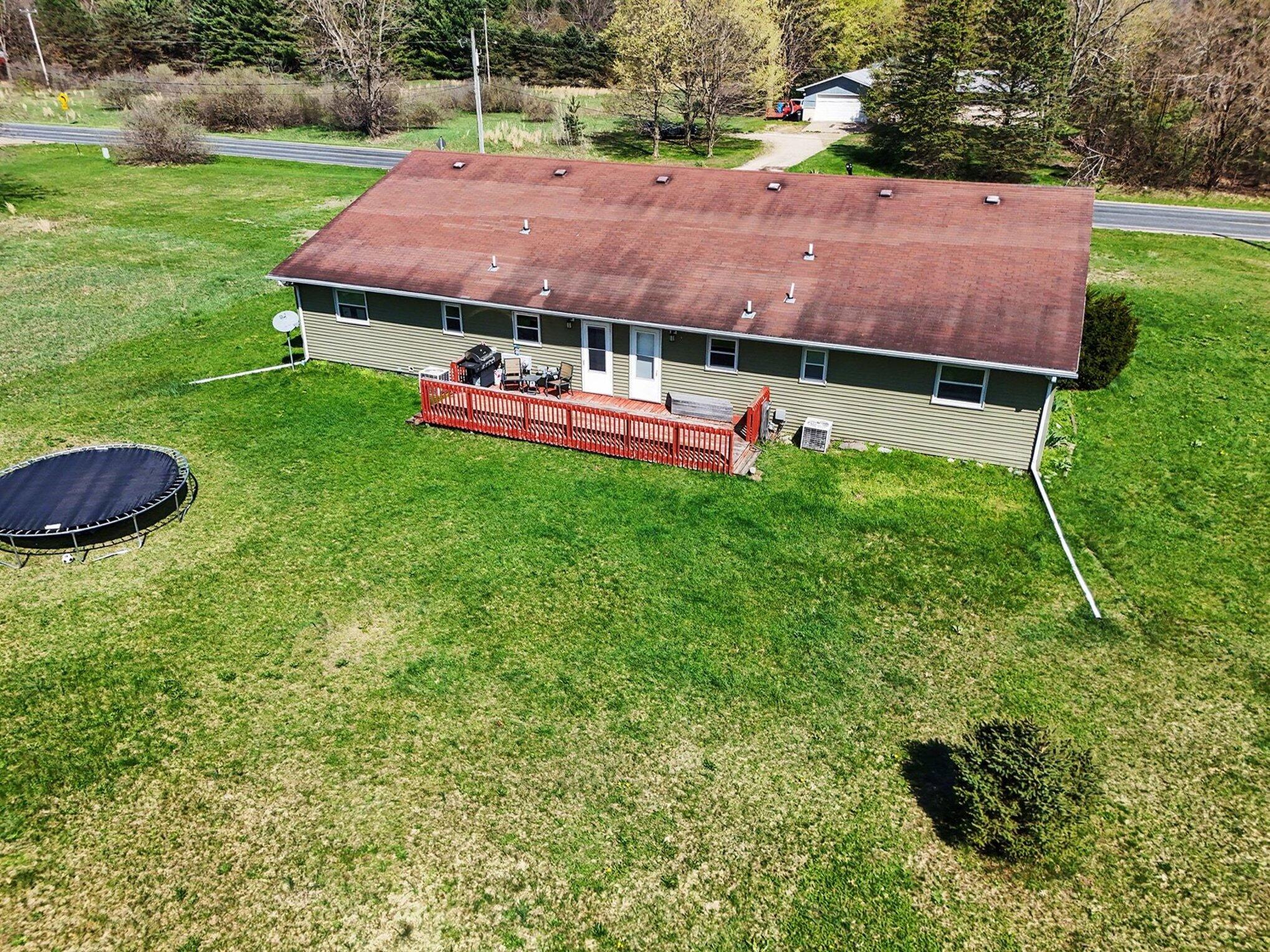 8131-8133 Ravine Road