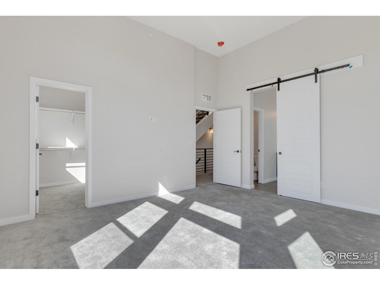 361 Gateway Dr