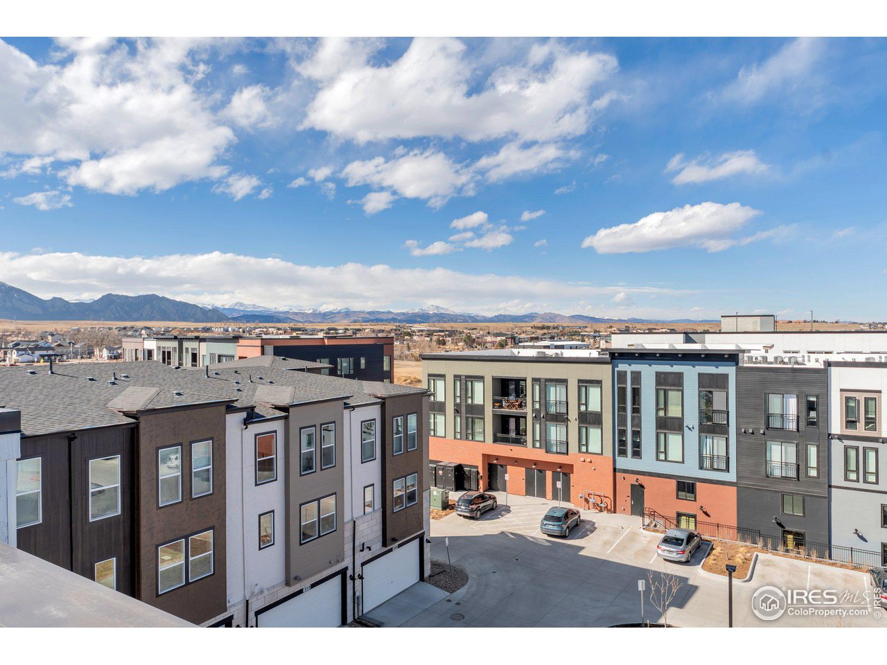 358 Promenade Dr
