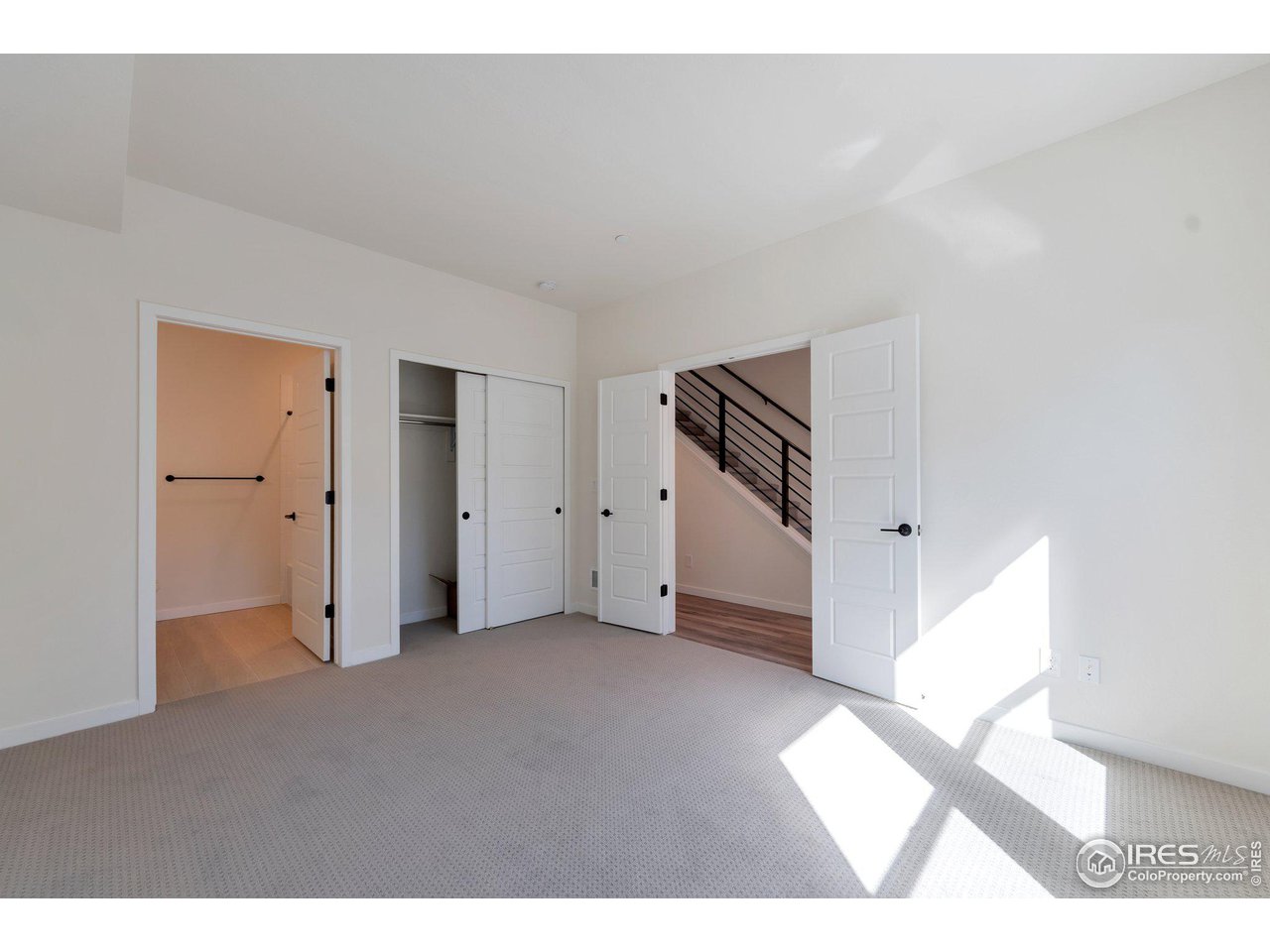 358 Promenade Dr