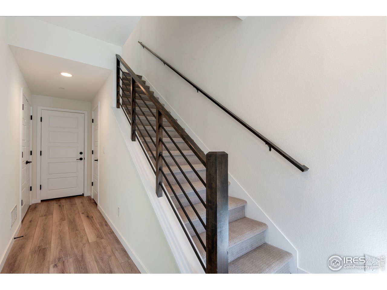 348 Promenade Dr