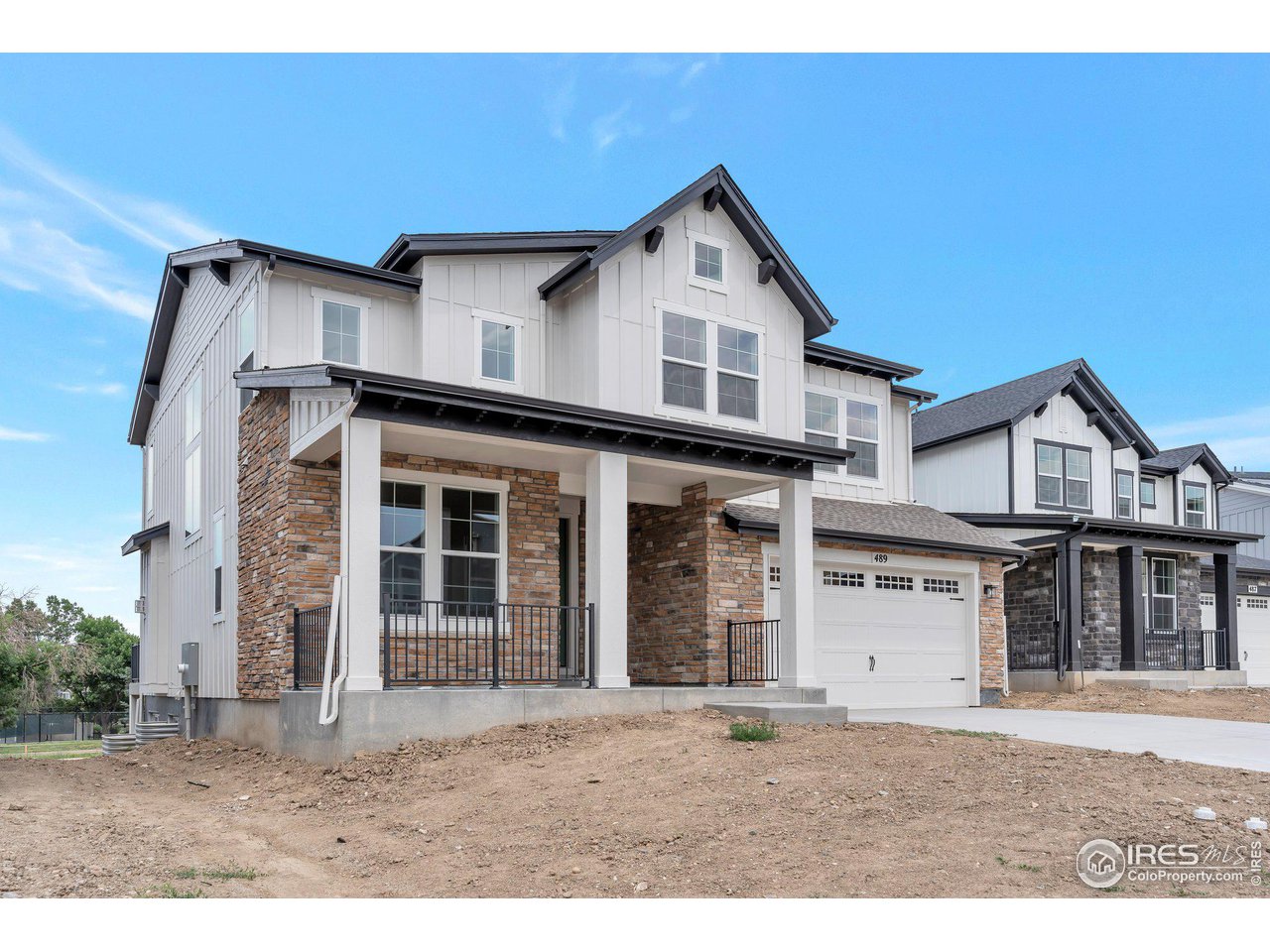 489 Muirfield Ct