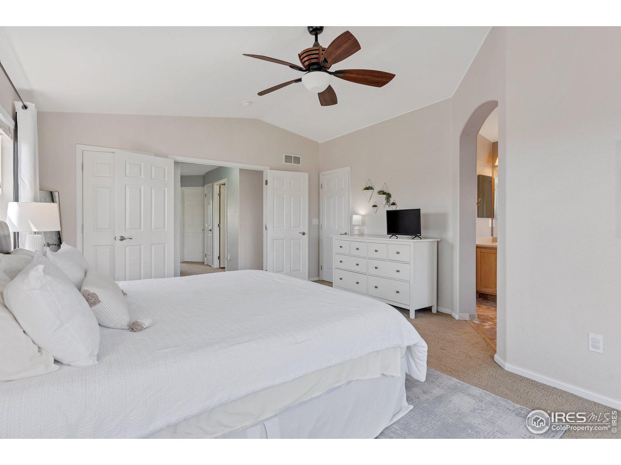 2078 Tundra Cir