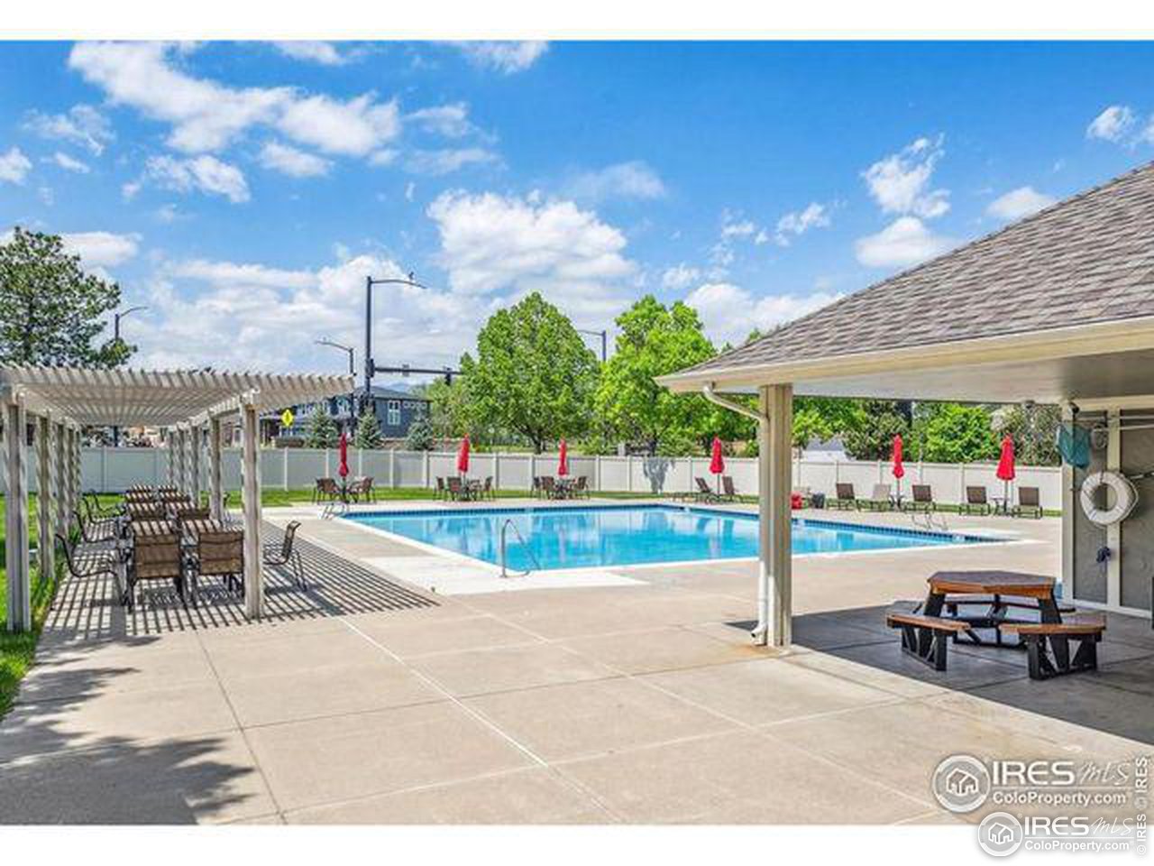 459 Muirfield Cir