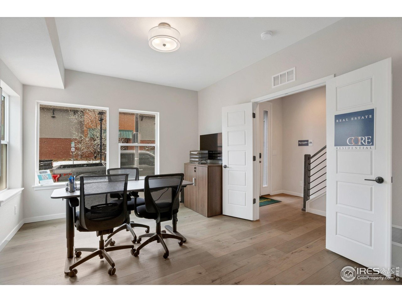 352 Superior Dr