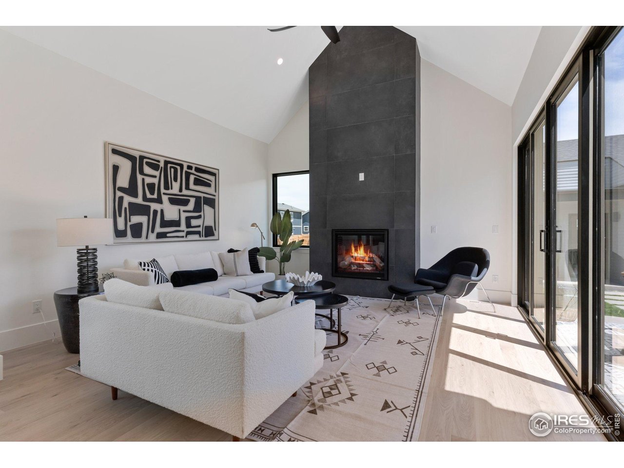 306 S 3rd Ave