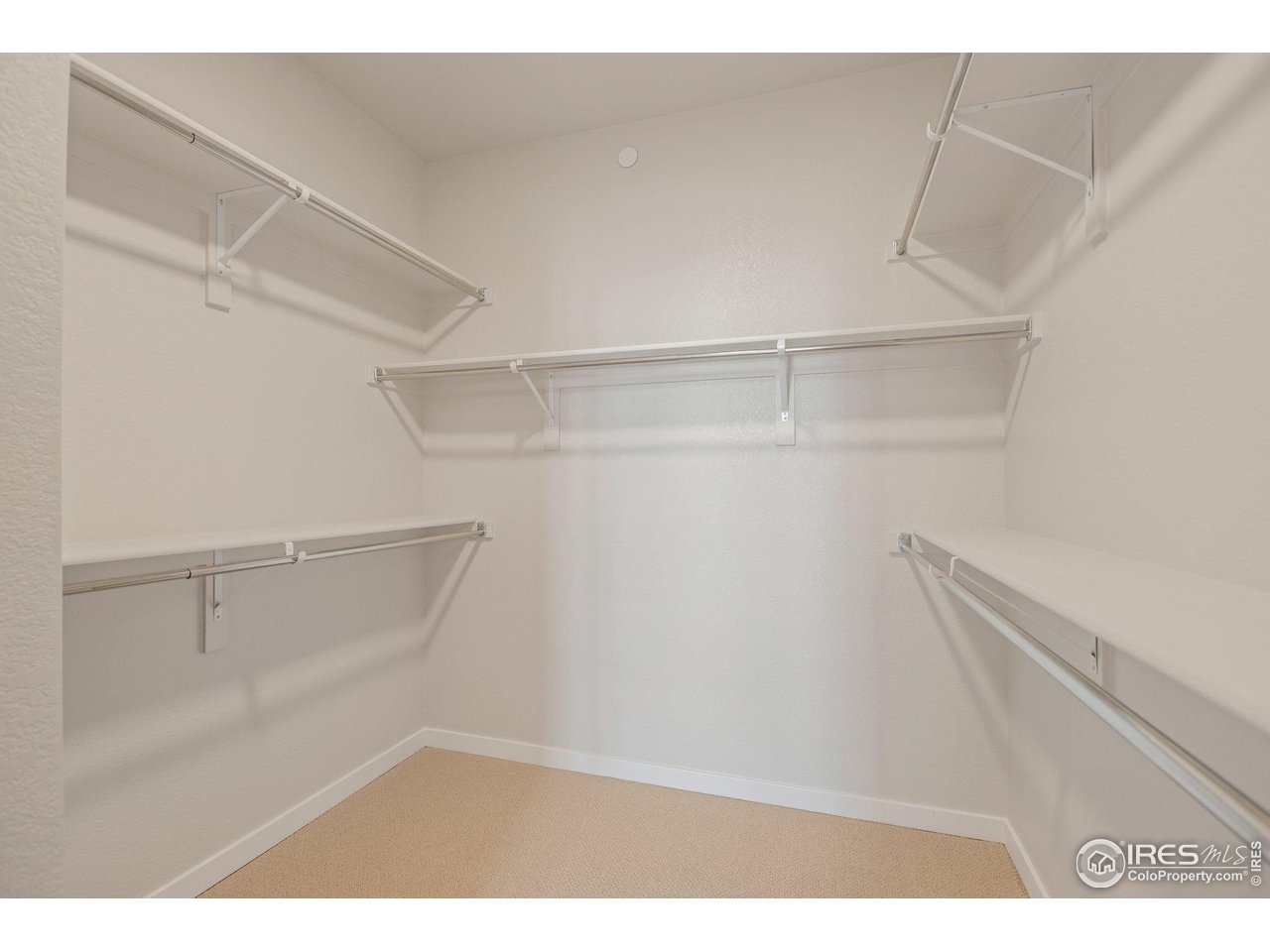 362 Promenade Dr