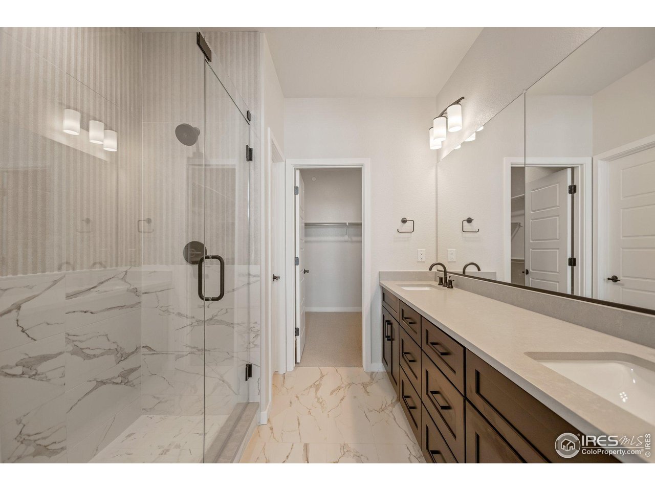 362 Promenade Dr