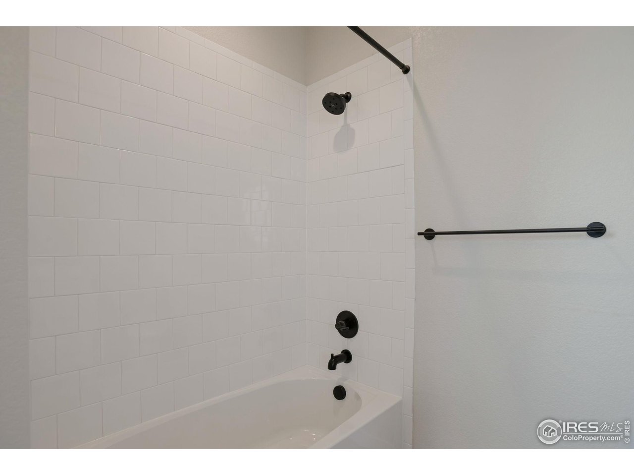368 Promenade Dr