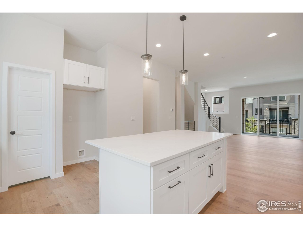 368 Promenade Dr