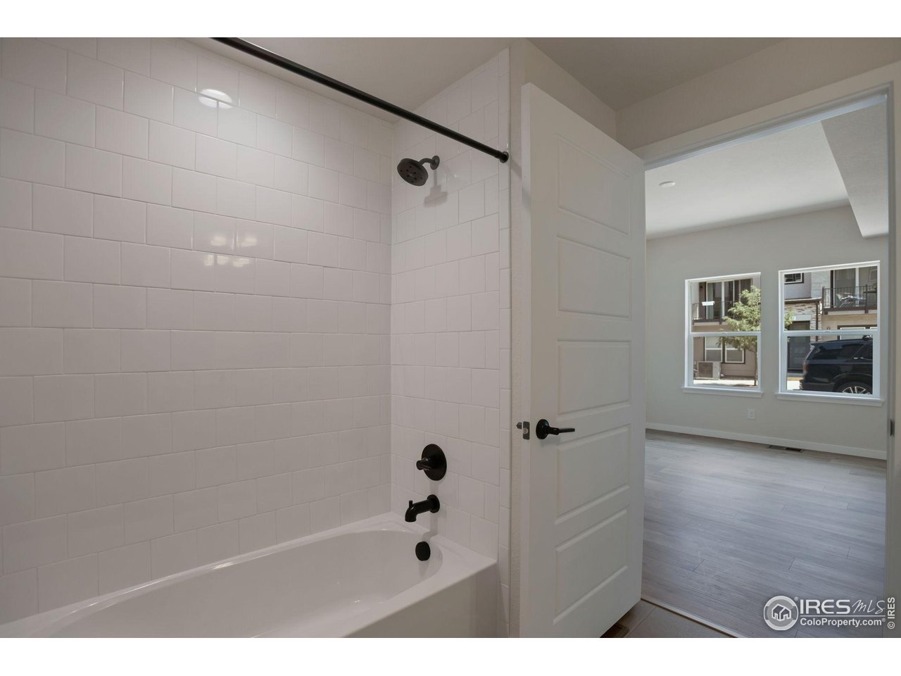 368 Promenade Dr