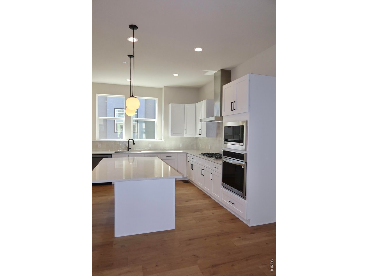 352 Marshall Rd
