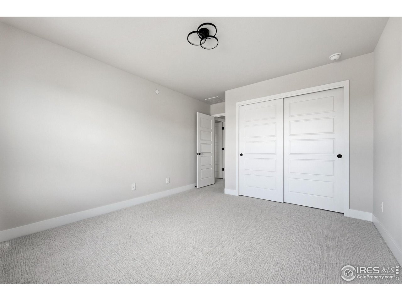 2515 Andrew Dr