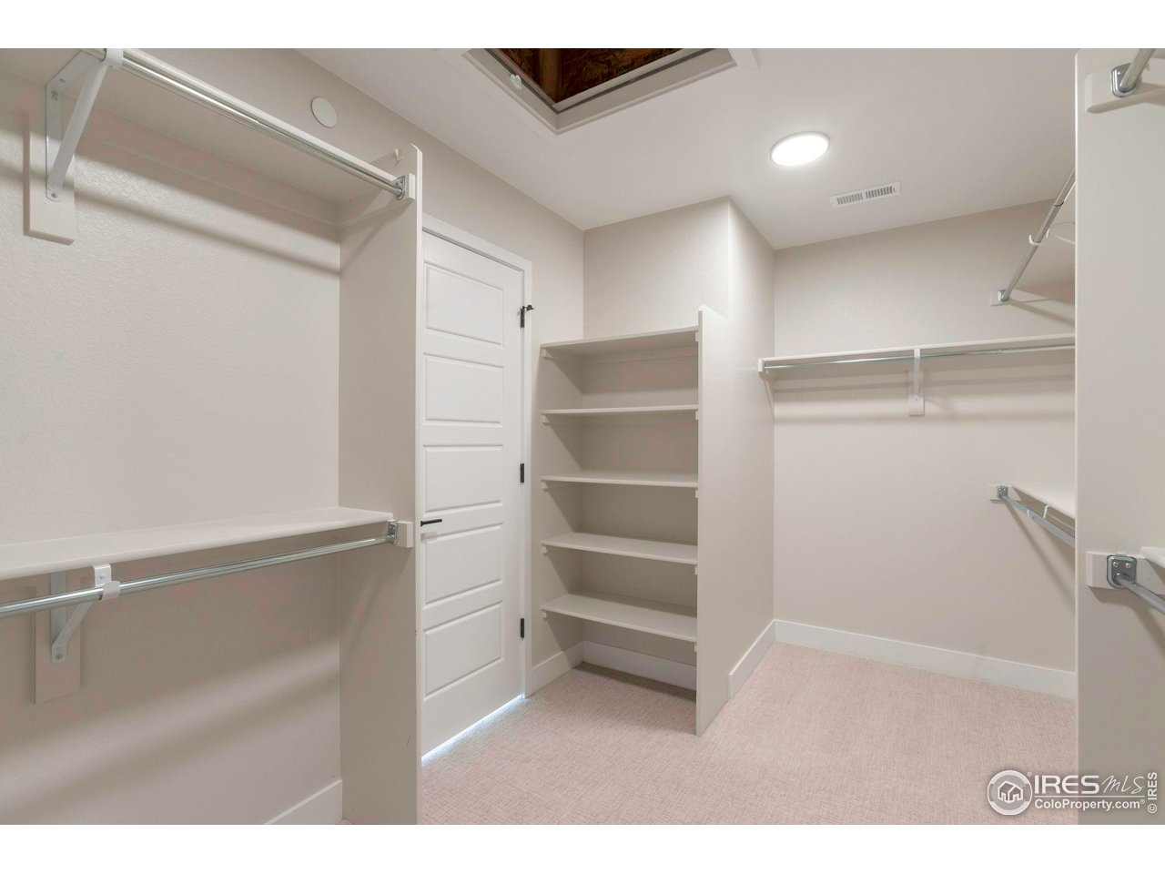 2485 Andrew Dr