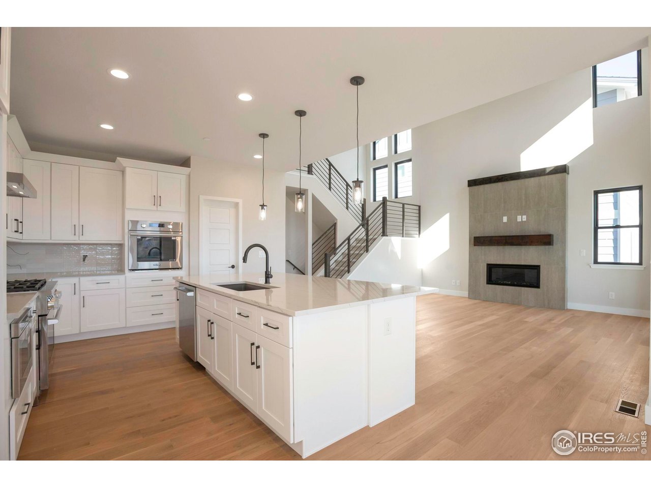 2485 Andrew Dr