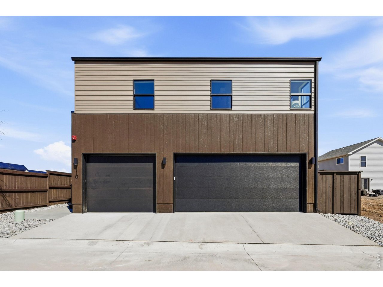110 W William St