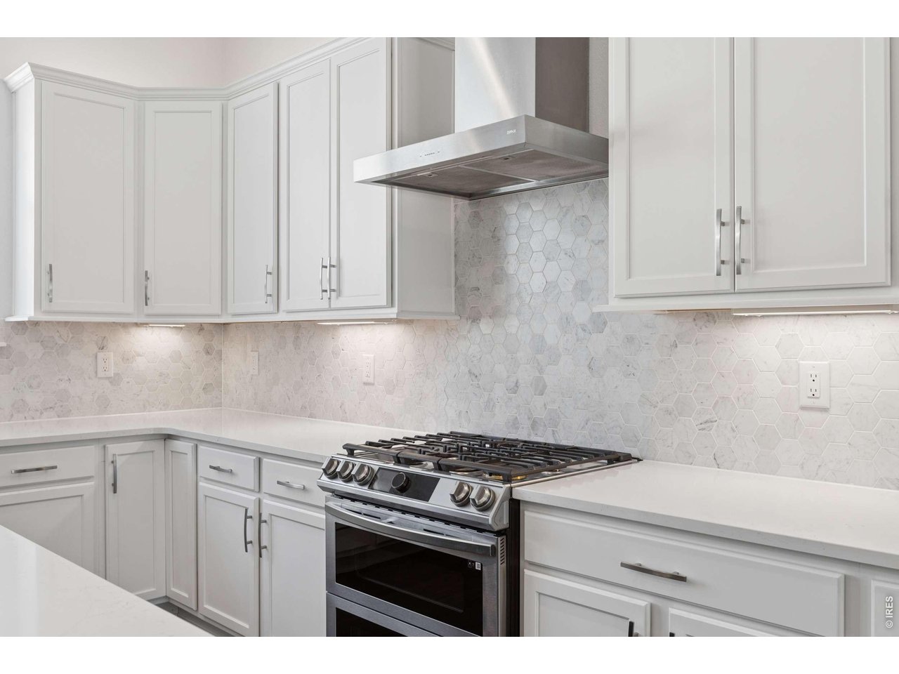 2271 Buttercup Ln