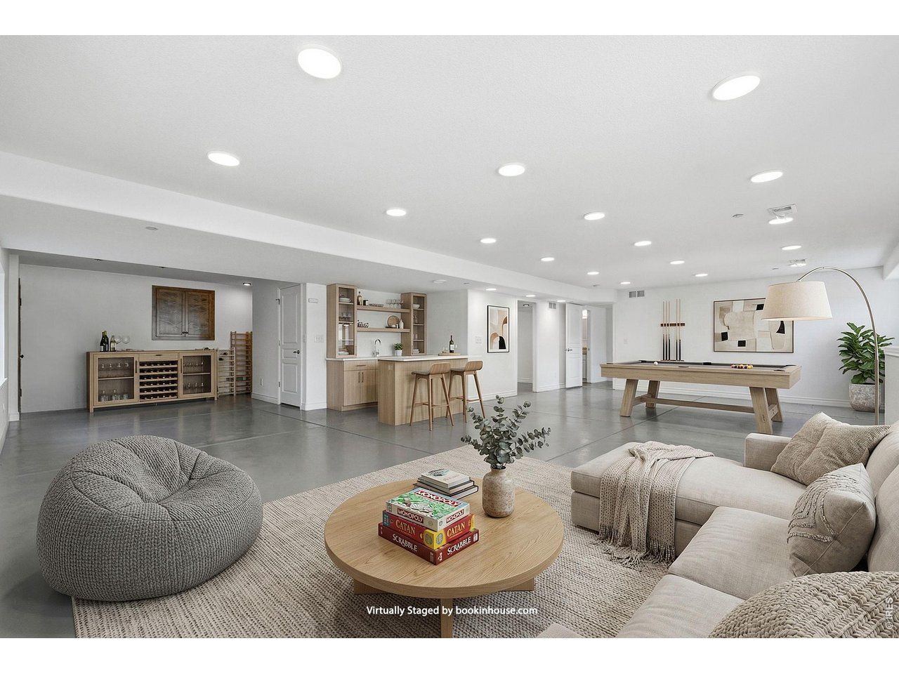 208 6th Ave